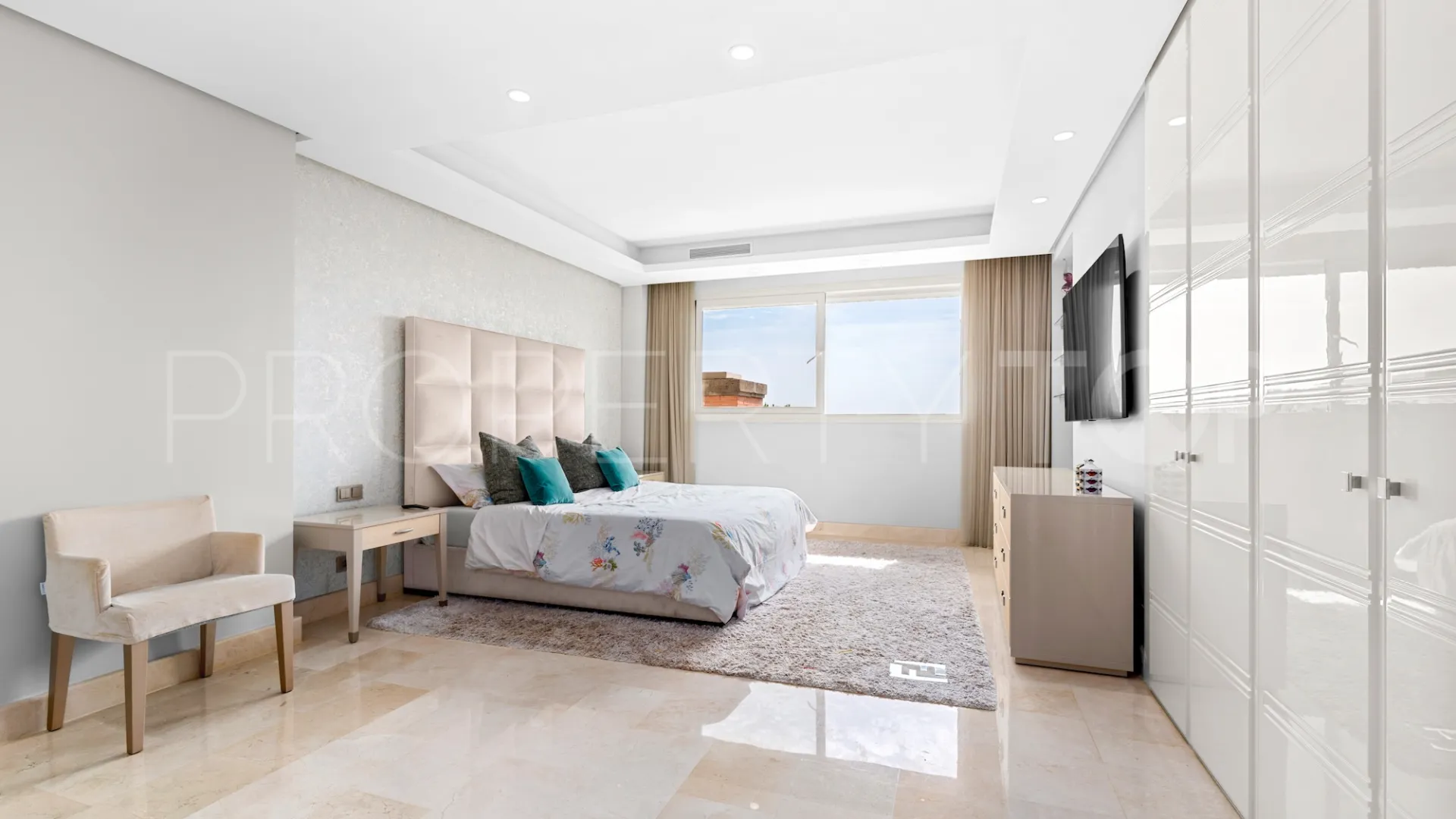 La Trinidad 3 bedrooms duplex penthouse for sale