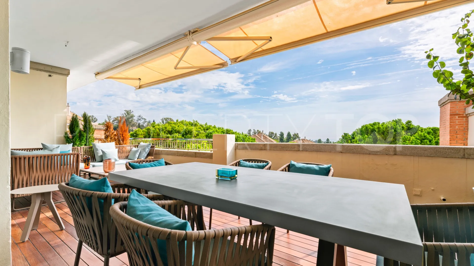 La Trinidad 3 bedrooms duplex penthouse for sale