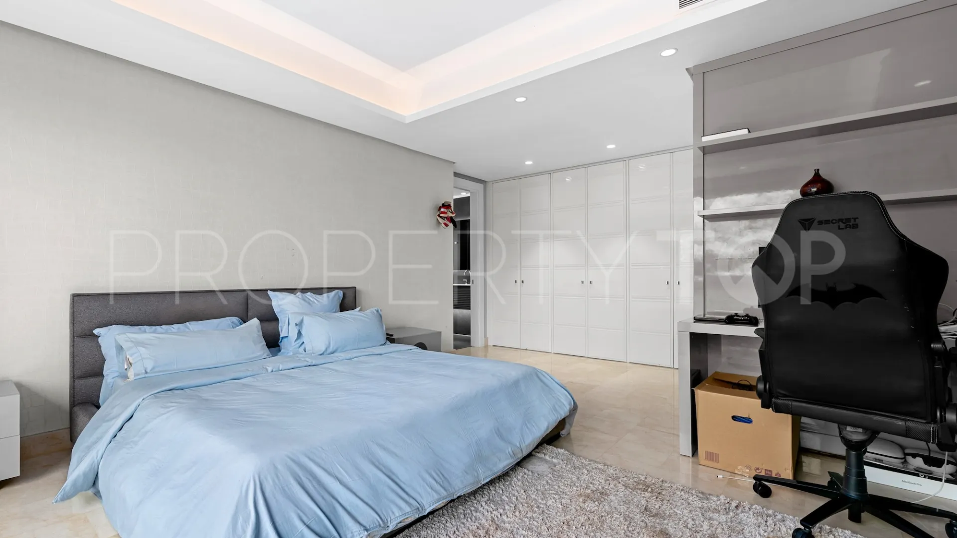 La Trinidad 3 bedrooms duplex penthouse for sale