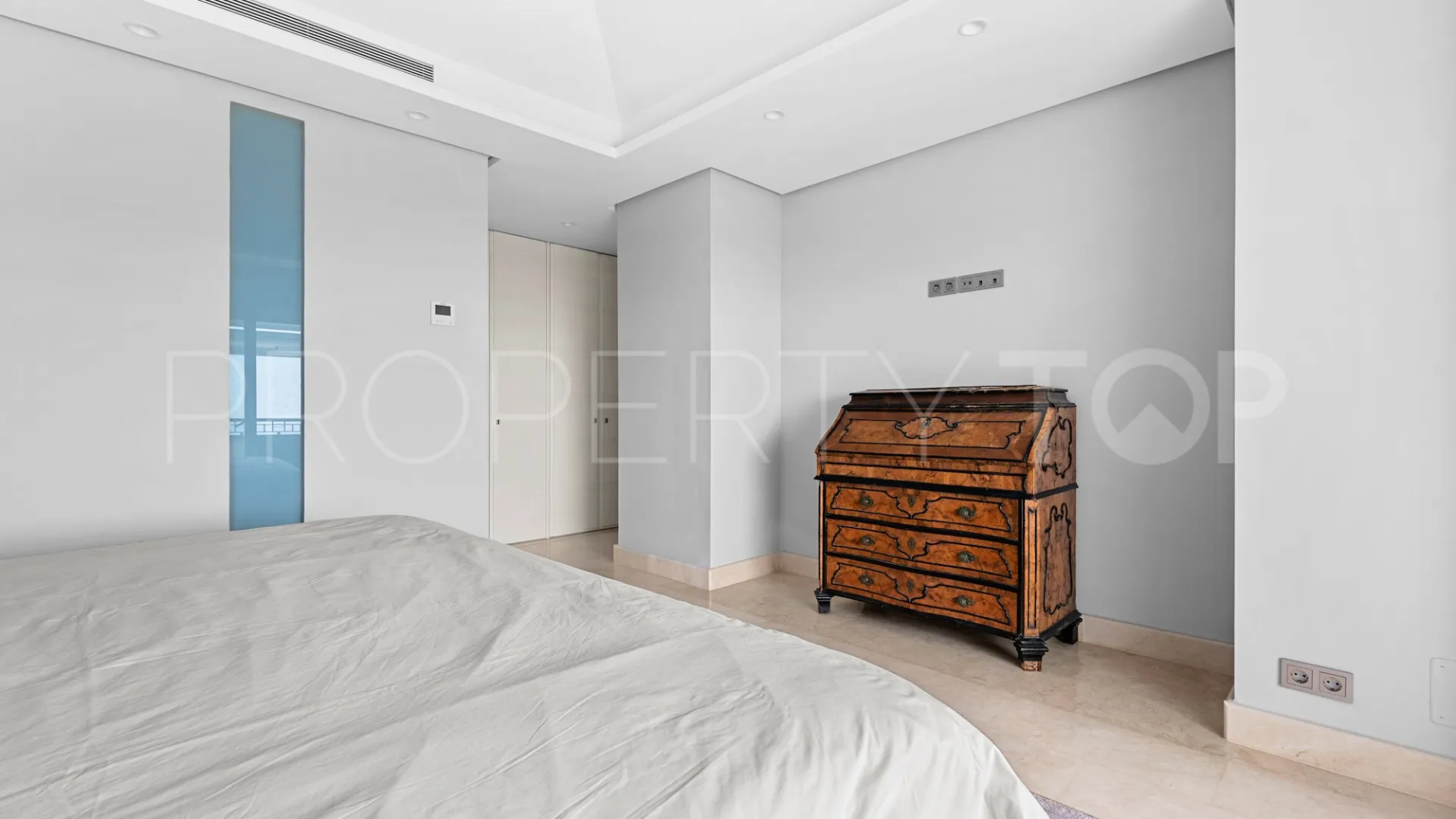 La Trinidad 3 bedrooms duplex penthouse for sale