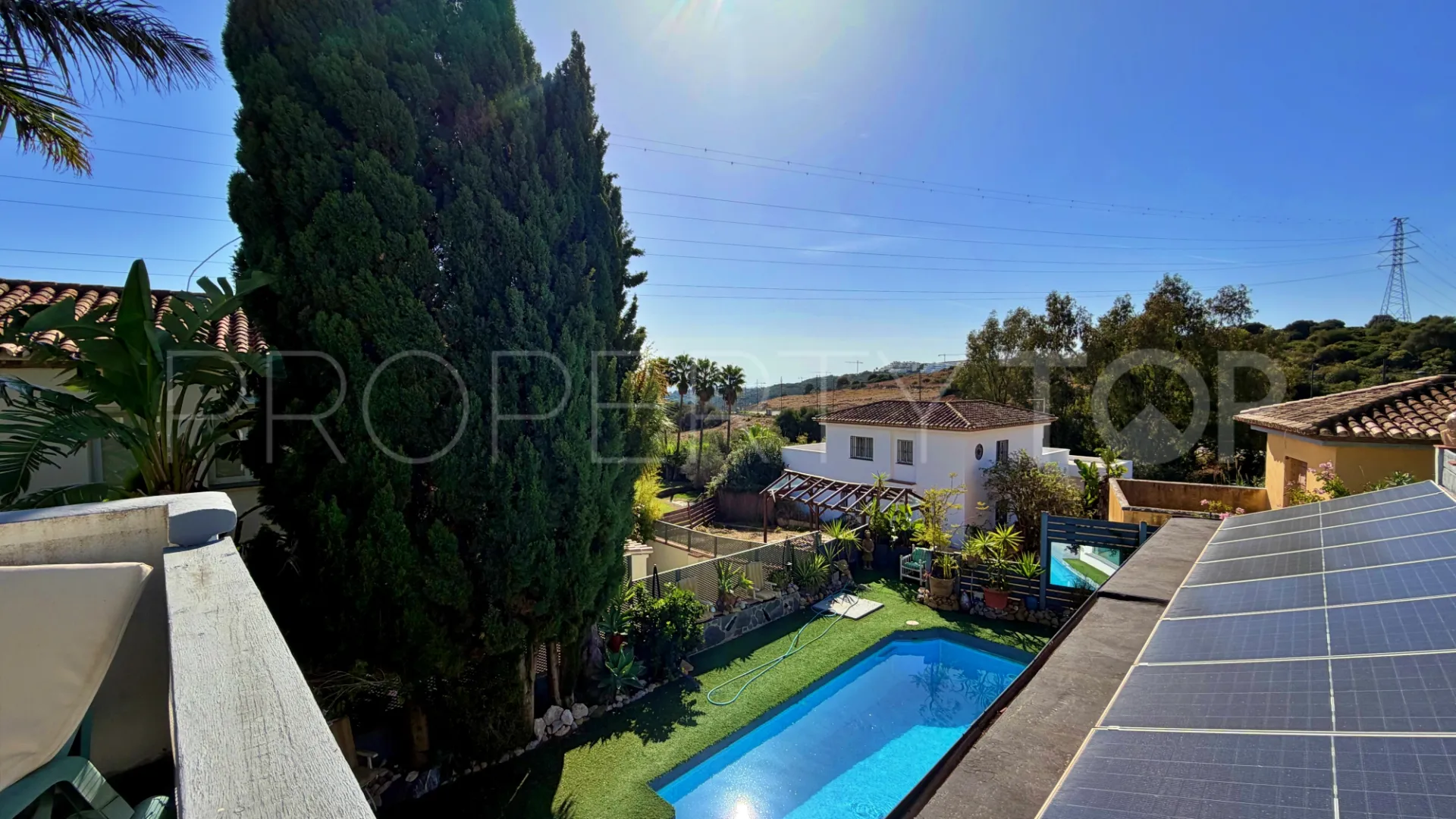 5 bedrooms villa for sale in Estepona Golf