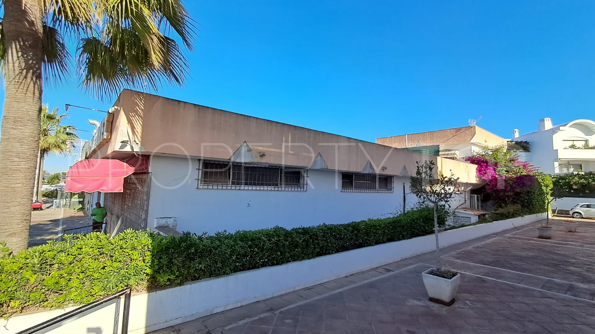 Comprar local comercial en El Pilar