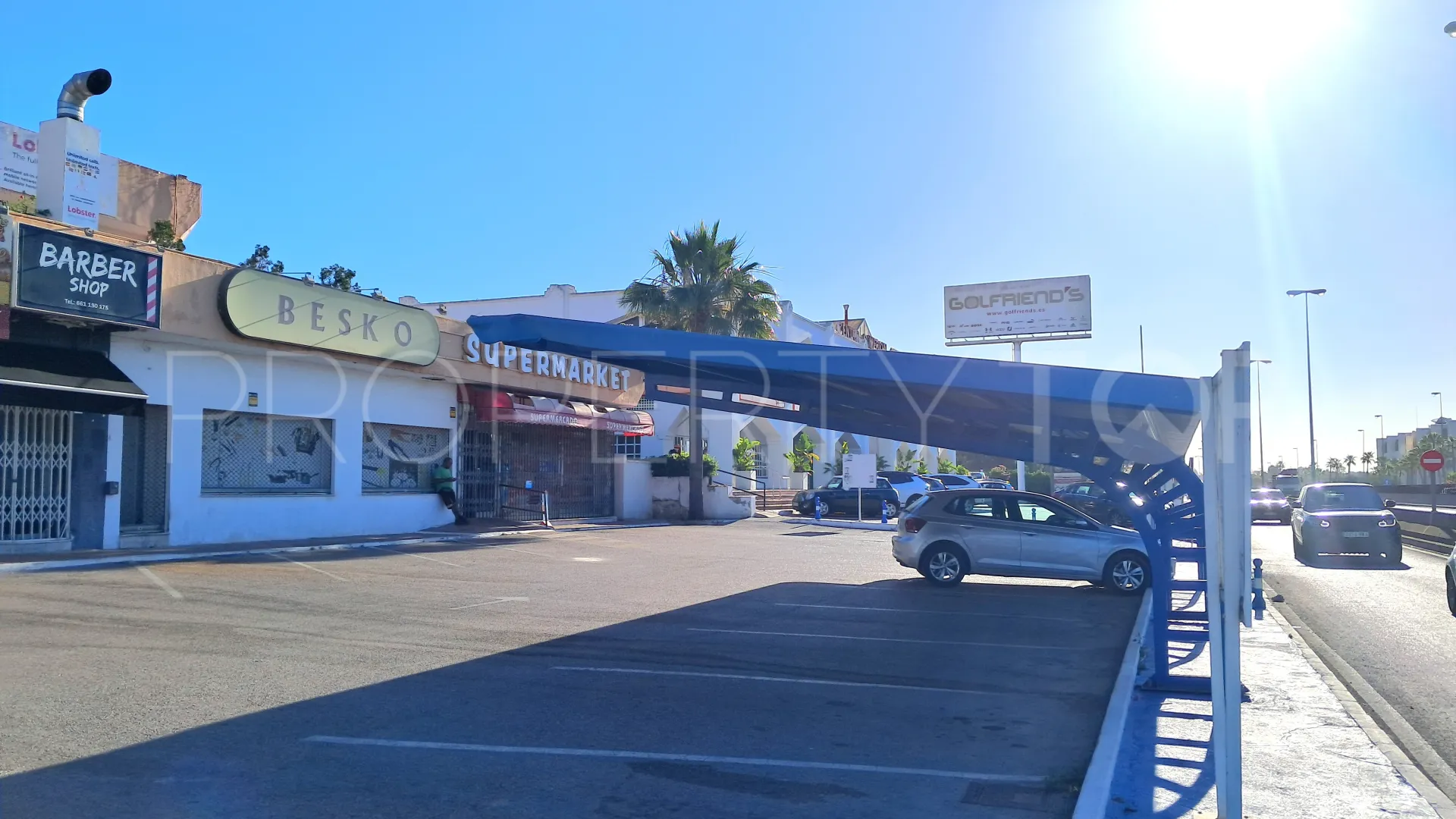 Comprar local comercial en El Pilar