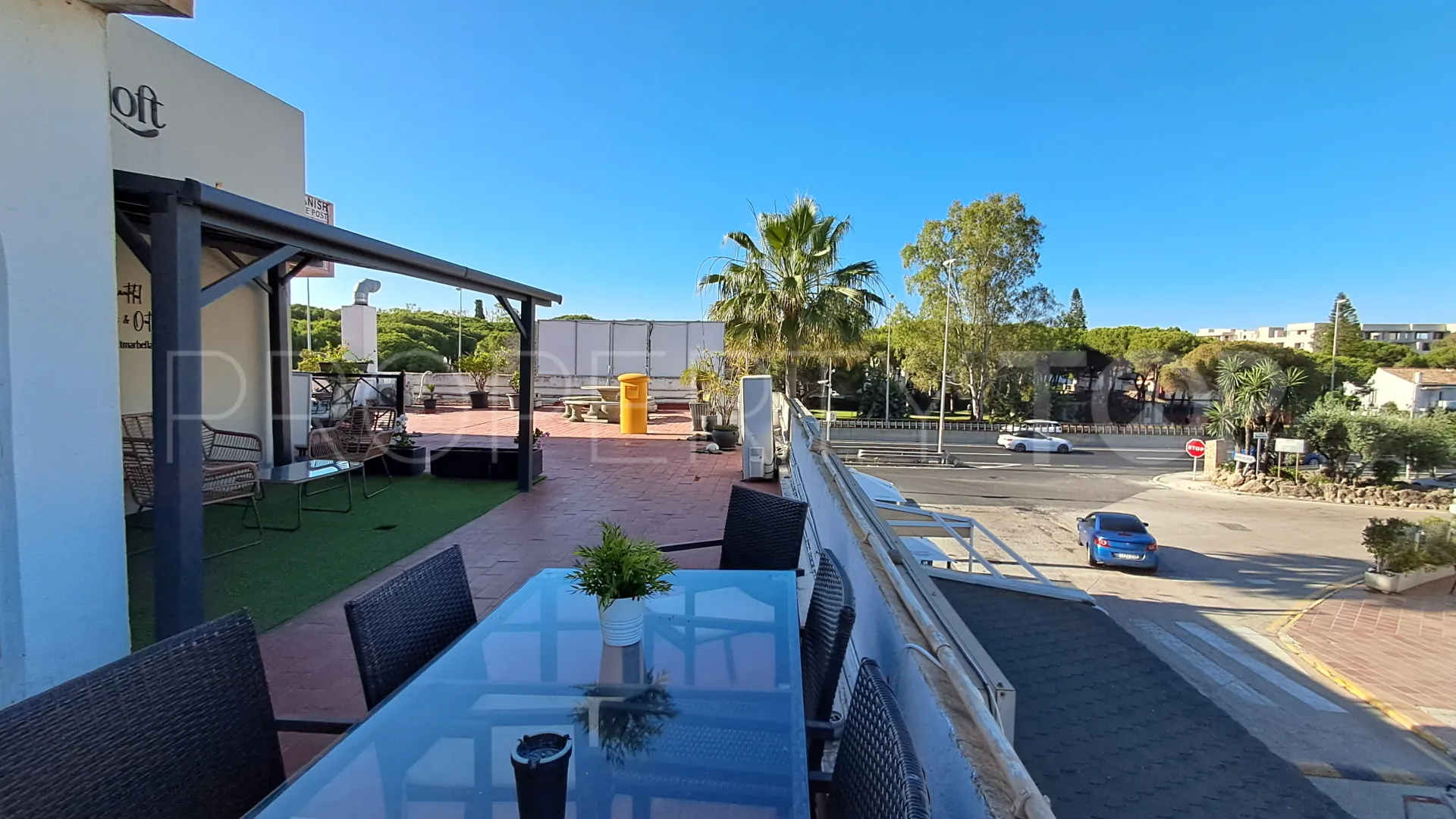 Comprar local comercial en El Pilar