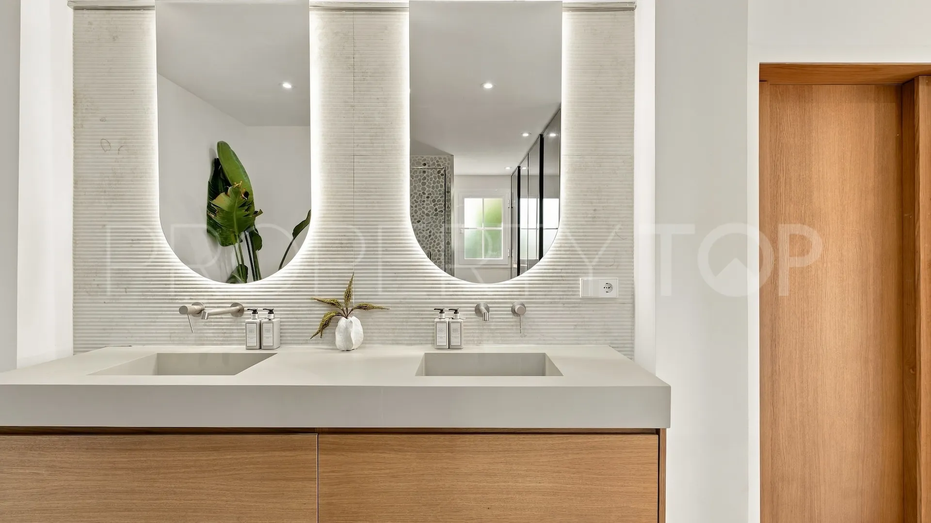 For sale 3 bedrooms duplex penthouse in Andalucia Alta