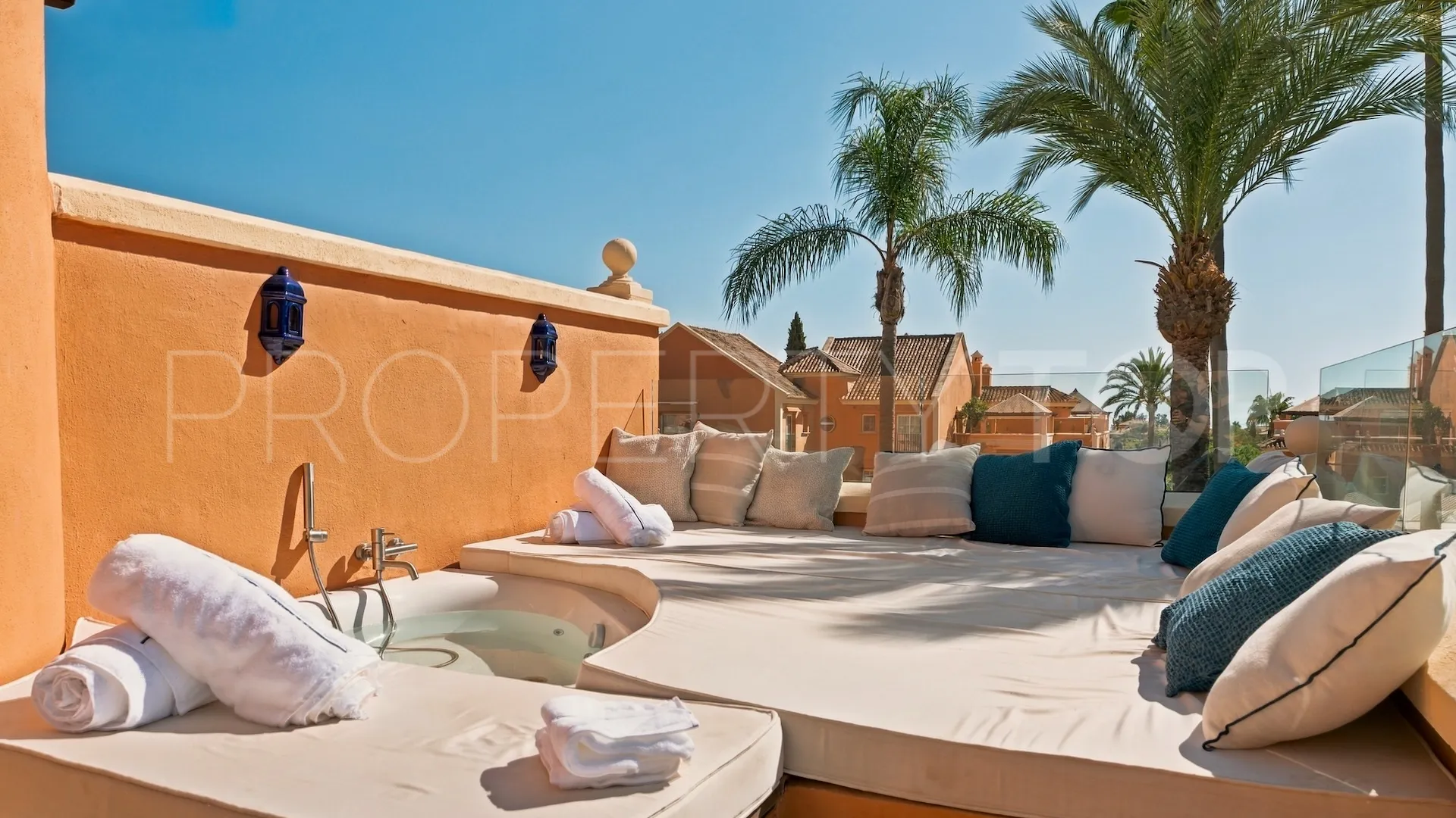 For sale 3 bedrooms duplex penthouse in Andalucia Alta