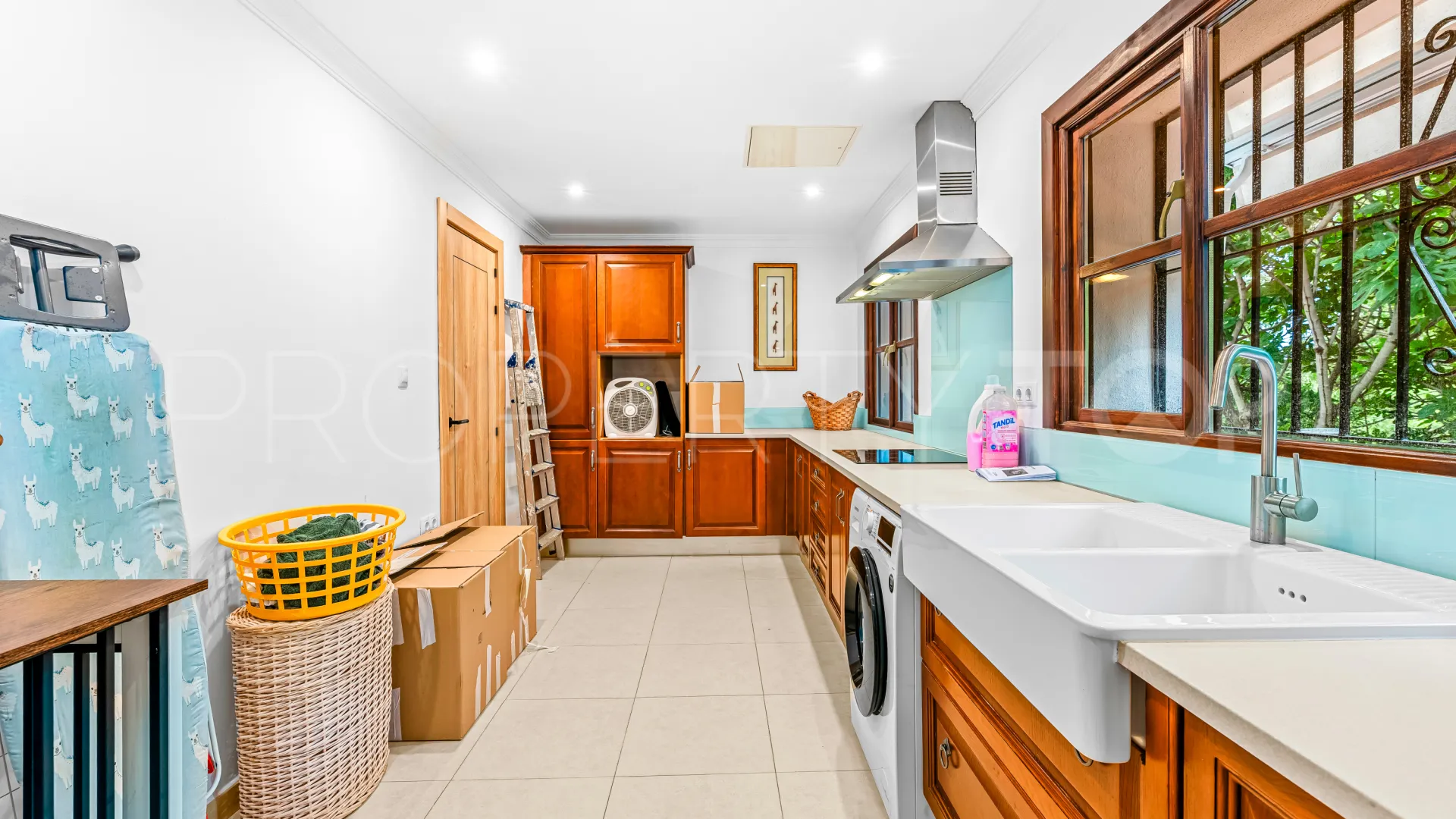 Comprar villa con 9 dormitorios en Mijas Costa