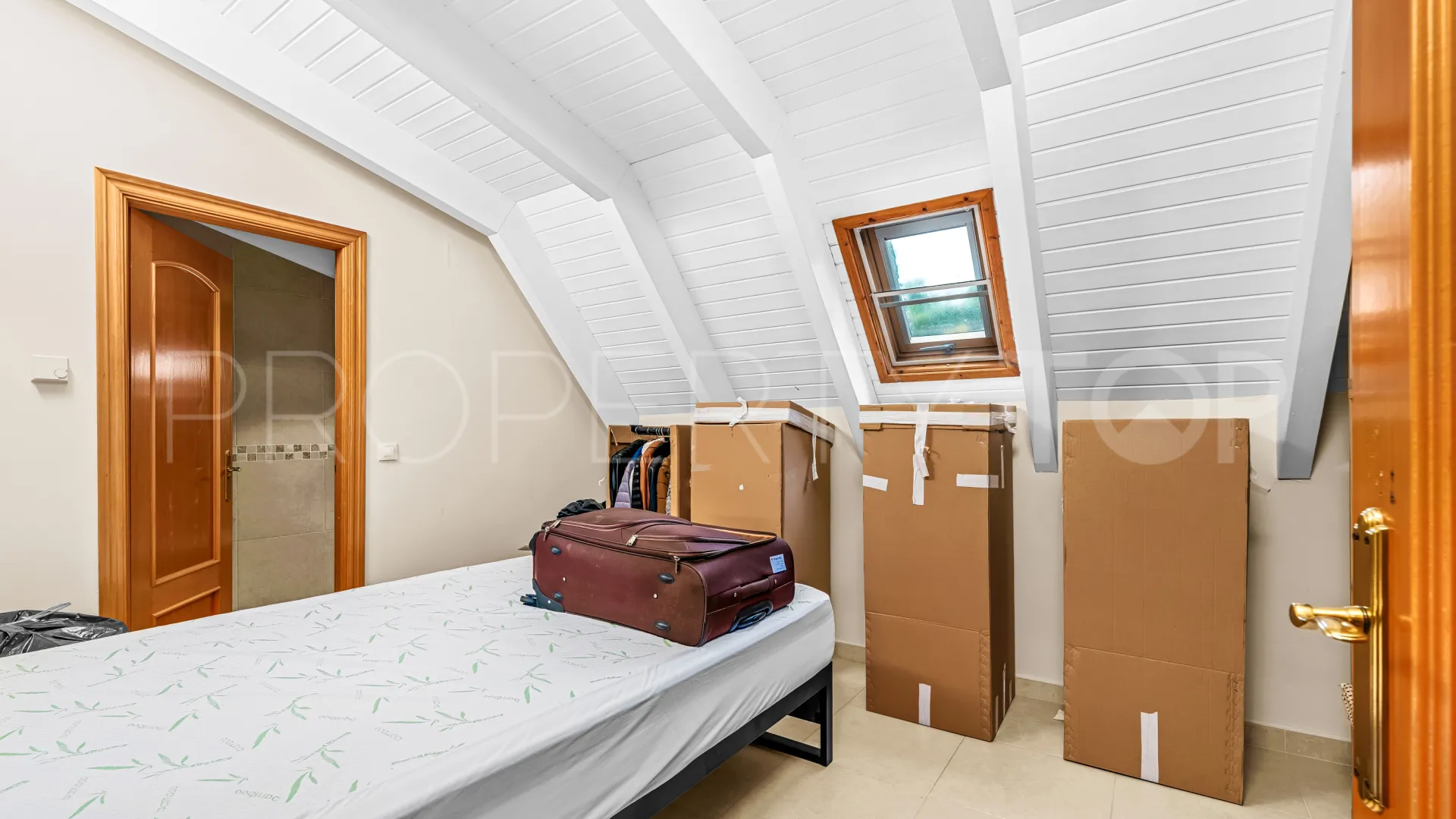 Comprar villa con 9 dormitorios en Mijas Costa