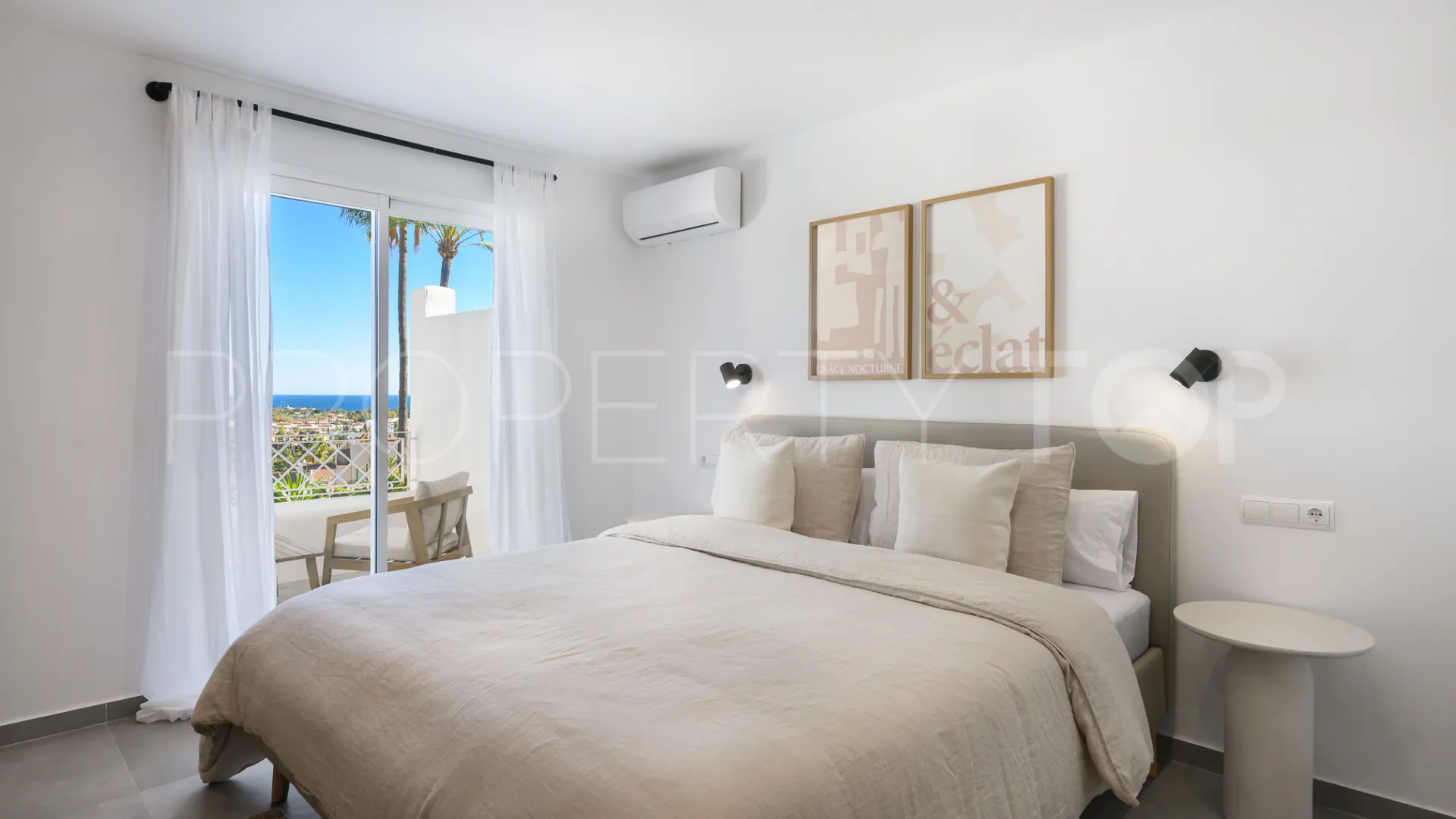 Ground floor duplex for sale in El Paraiso