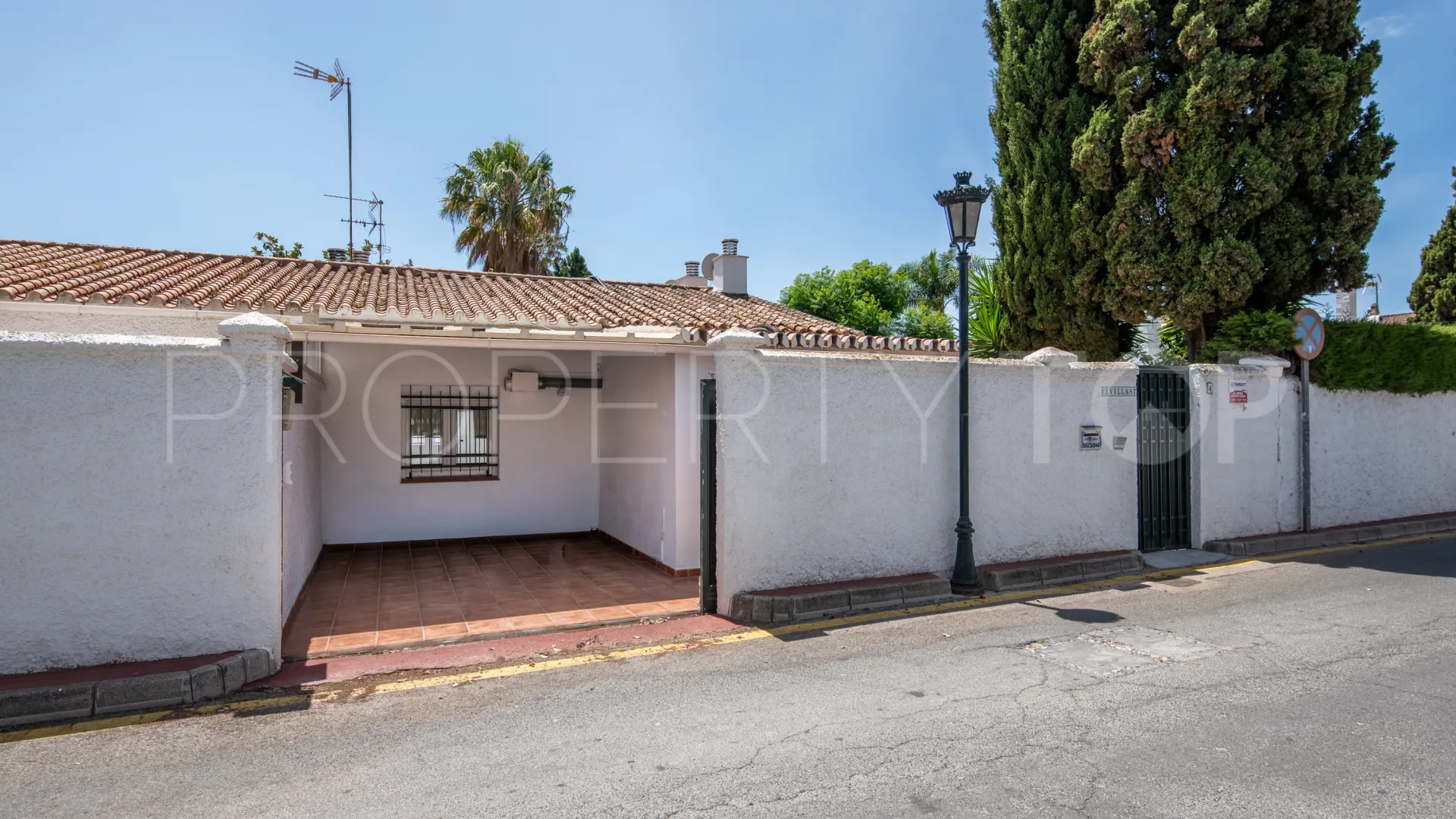 Semi detached house for sale in Cortijo Blanco