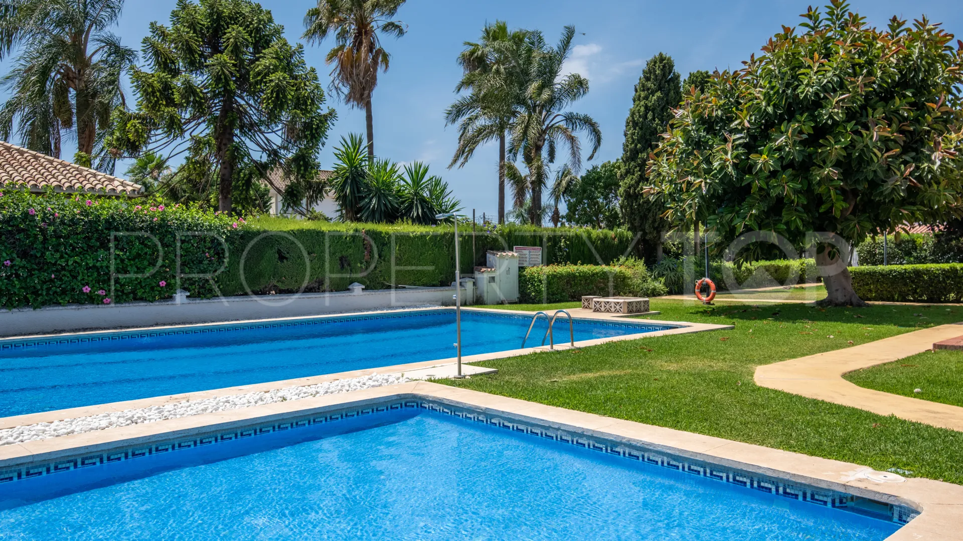 Semi detached house for sale in Cortijo Blanco