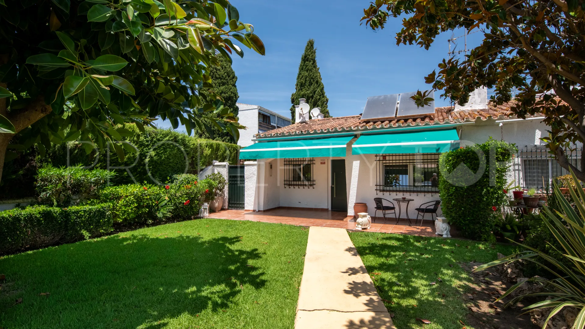 Semi detached house for sale in Cortijo Blanco
