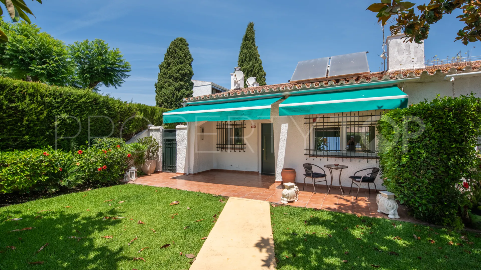 Semi detached house for sale in Cortijo Blanco