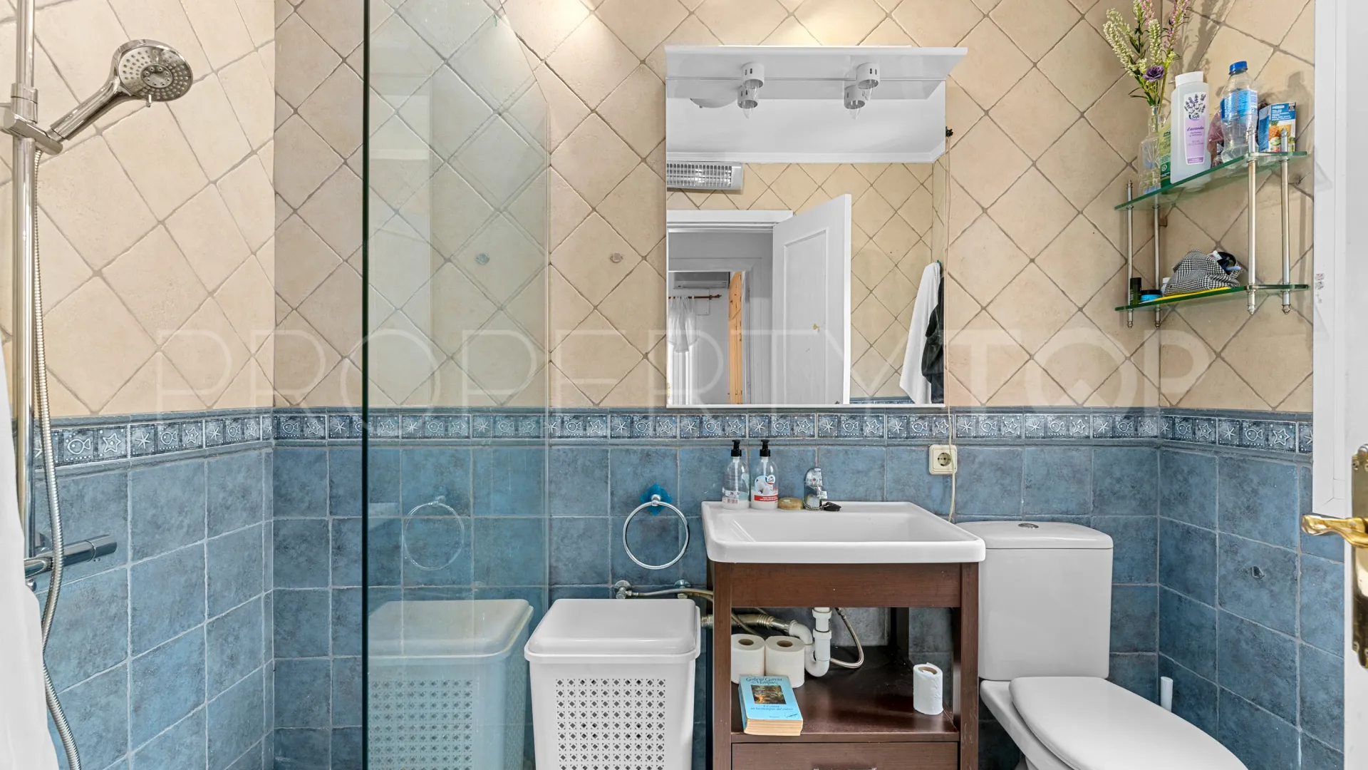 For sale San Pedro de Alcantara villa with 4 bedrooms