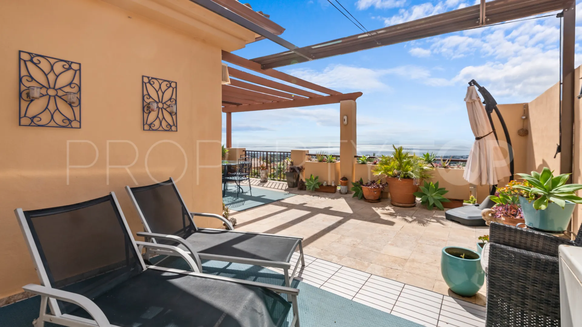 For sale penthouse in Hacienda del Señorio de Cifuentes with 3 bedrooms