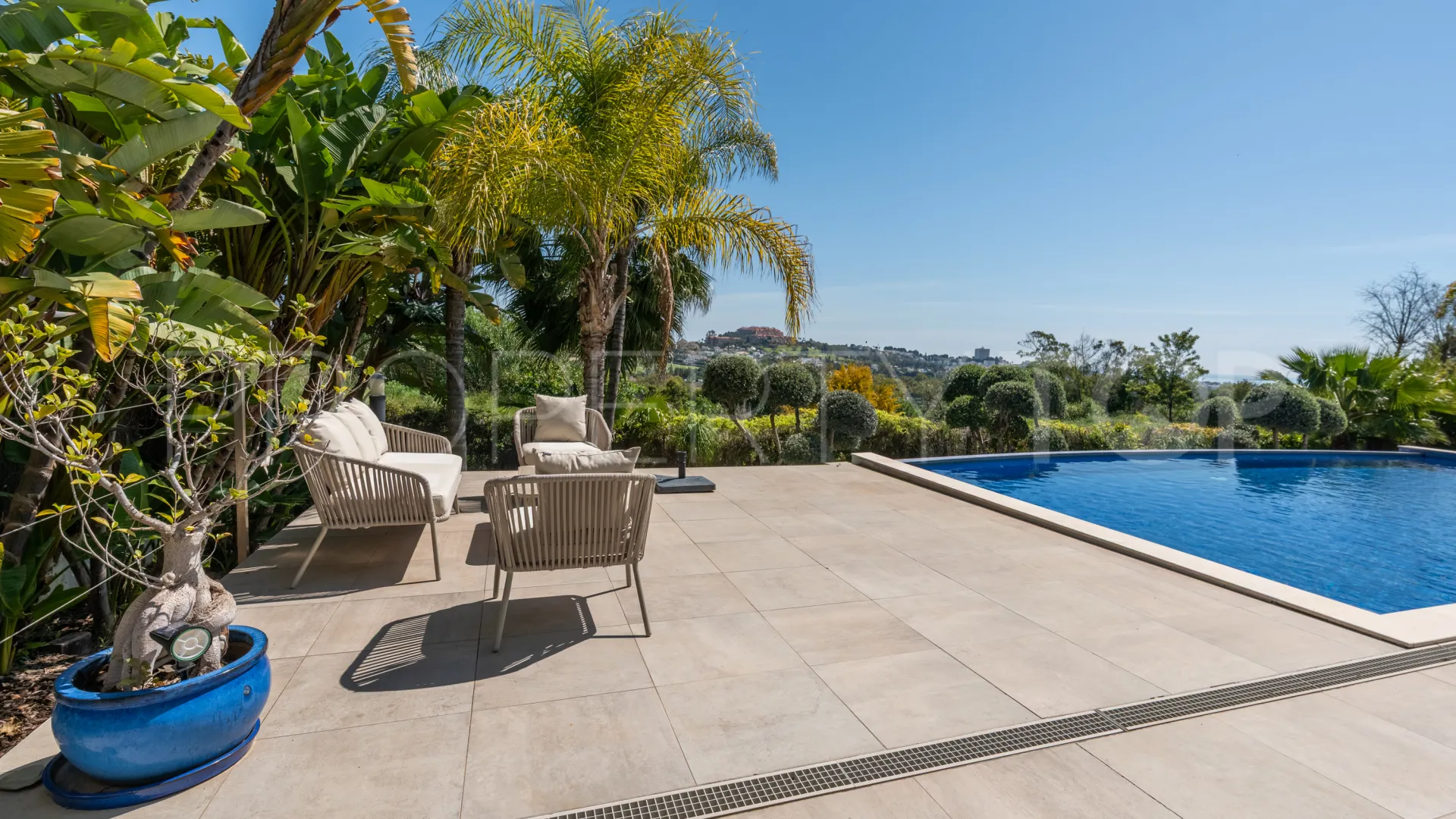 Villa in La Quinta Golf for sale