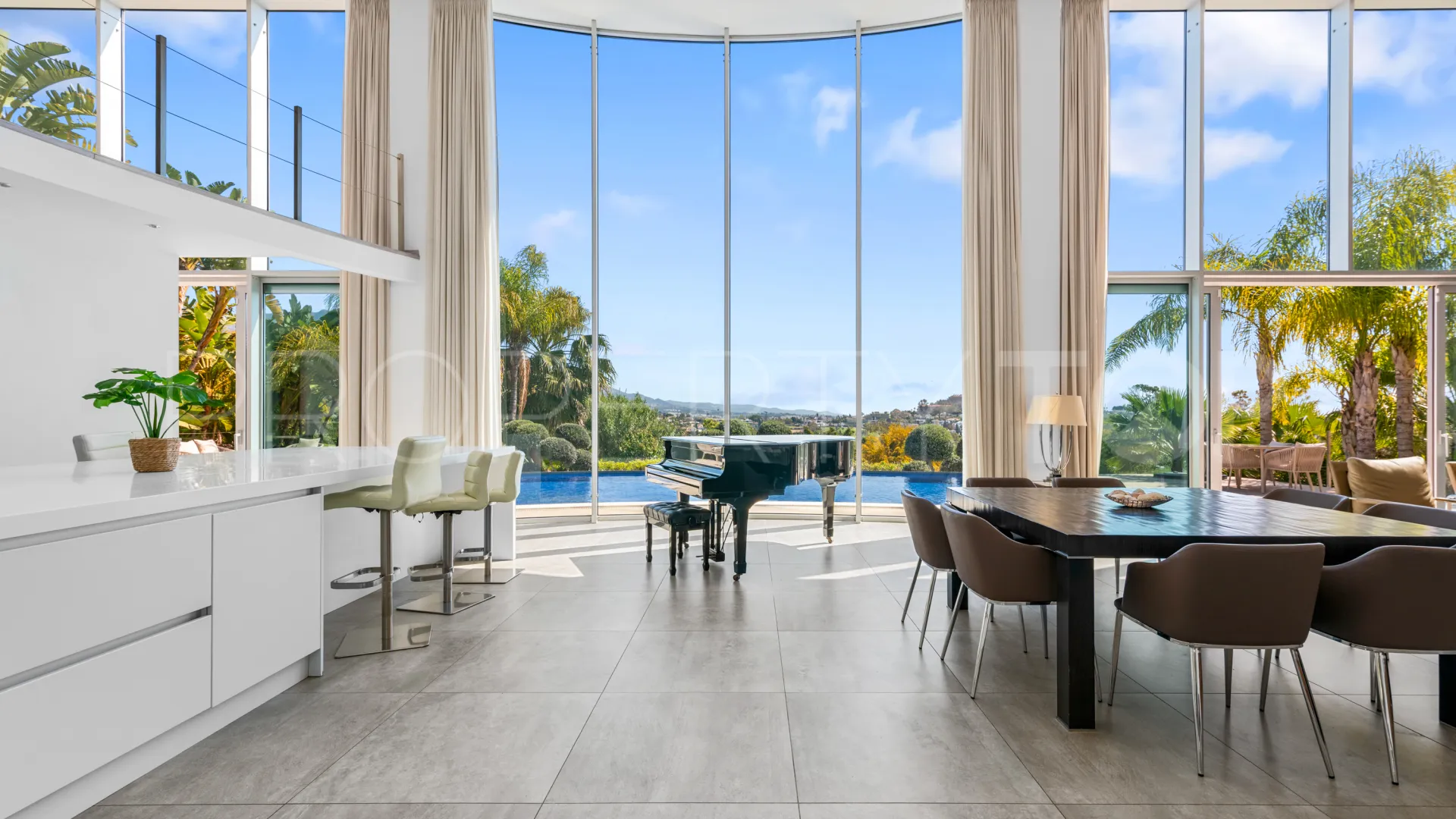 Villa in La Quinta Golf for sale