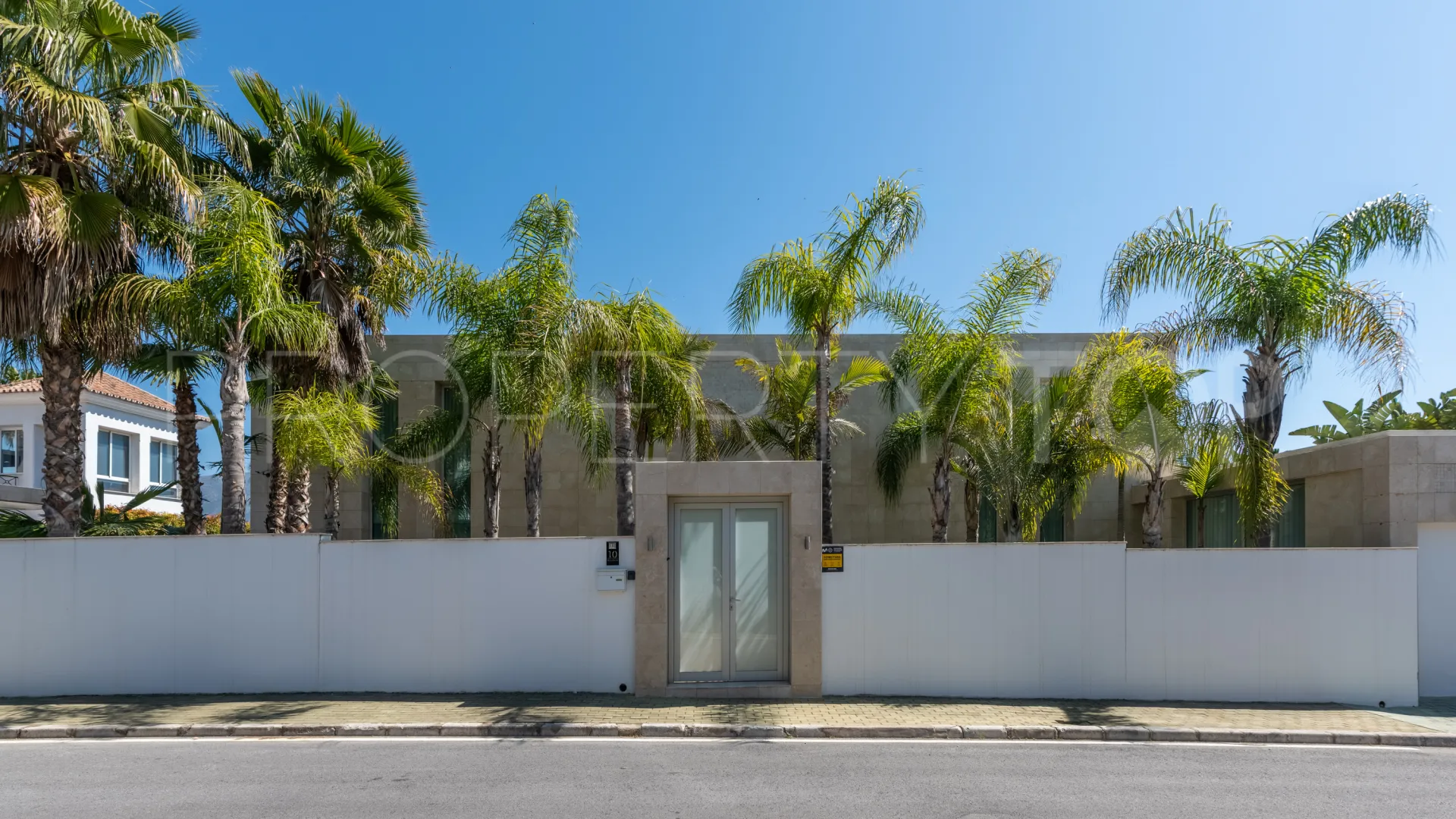 Villa in La Quinta Golf for sale