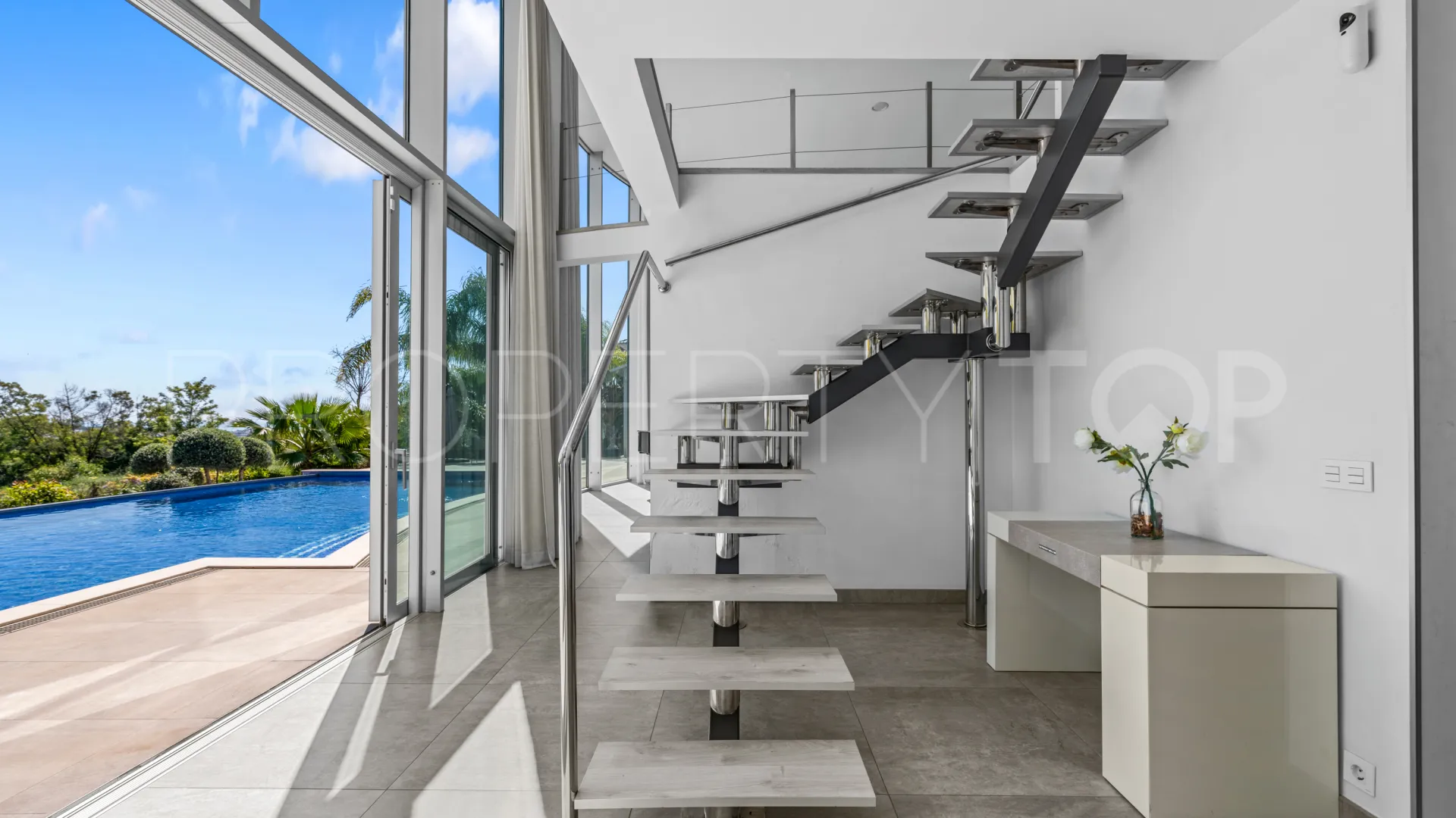 Villa in La Quinta Golf for sale