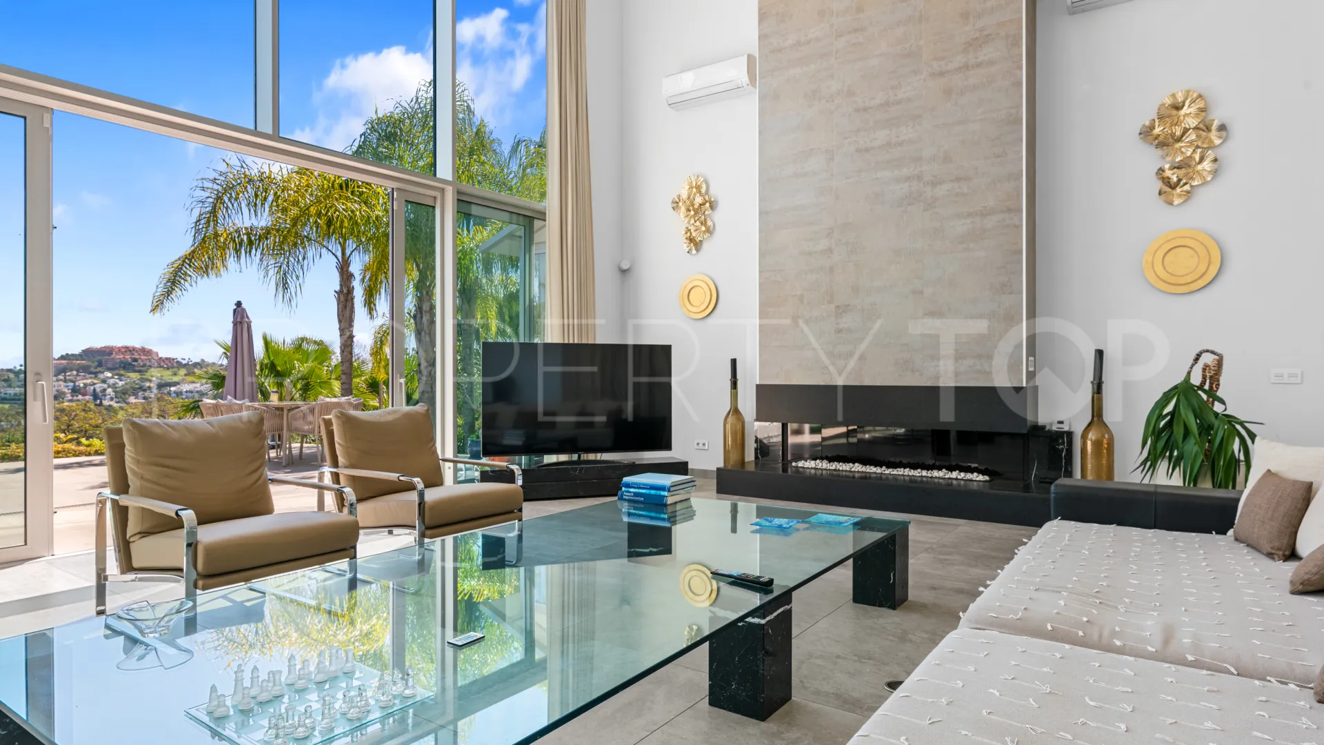Villa in La Quinta Golf for sale