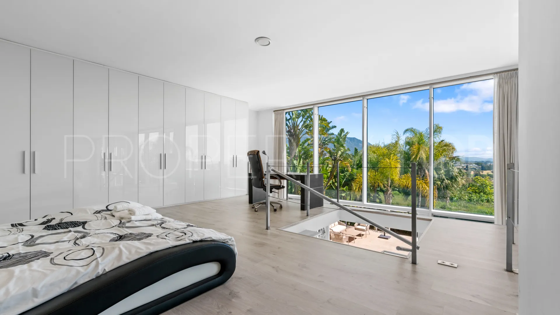 Villa in La Quinta Golf for sale