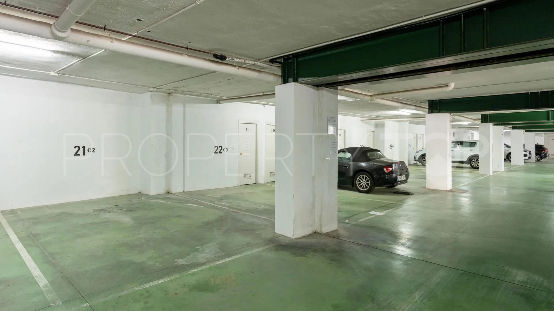 Apartment in Kings Hills for sale