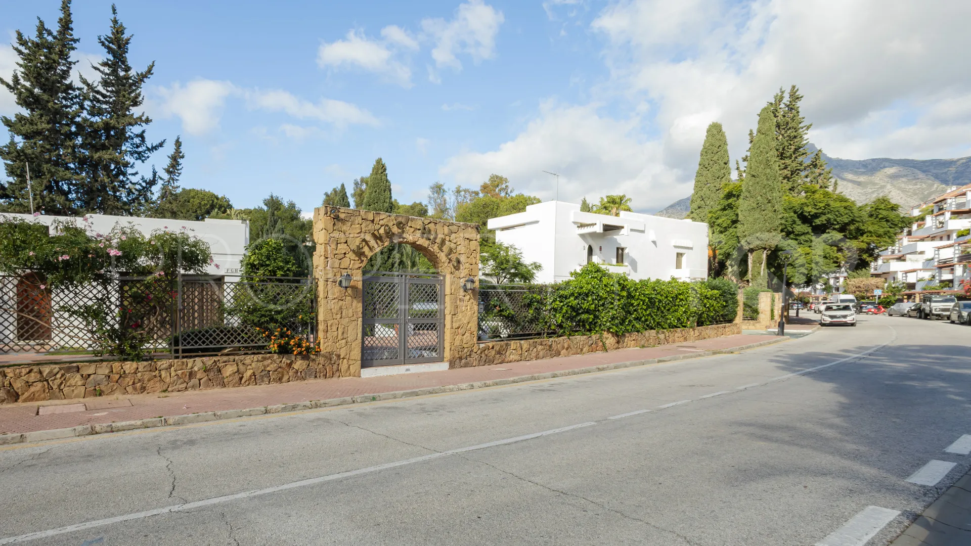 Apartment in Kings Hills for sale