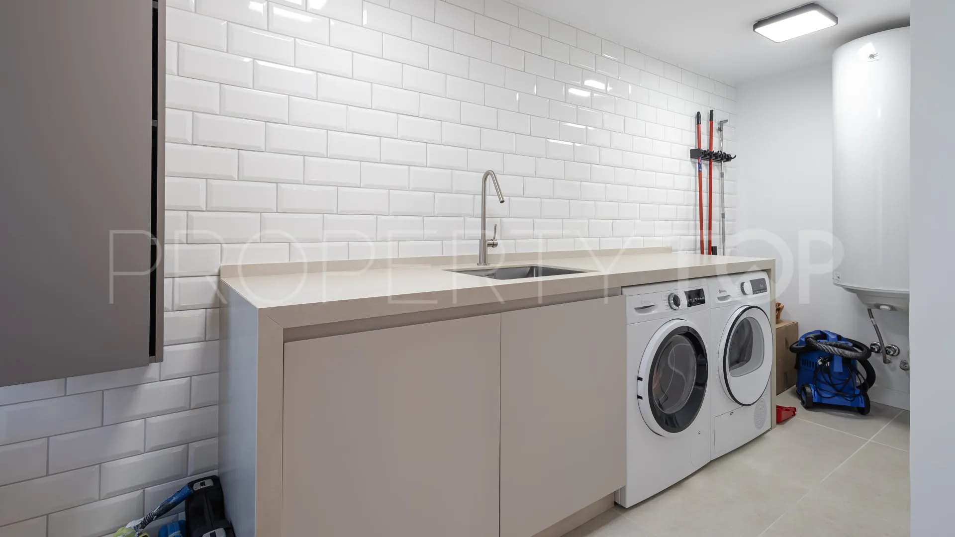 Apartment in Kings Hills for sale