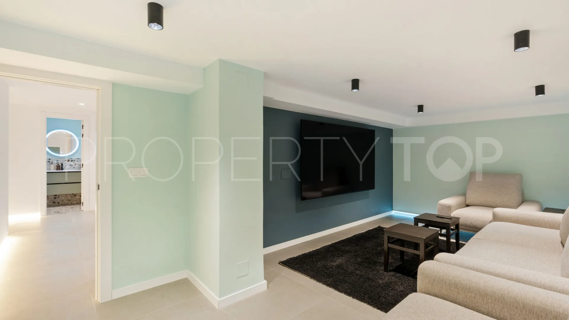 Apartment in Kings Hills for sale