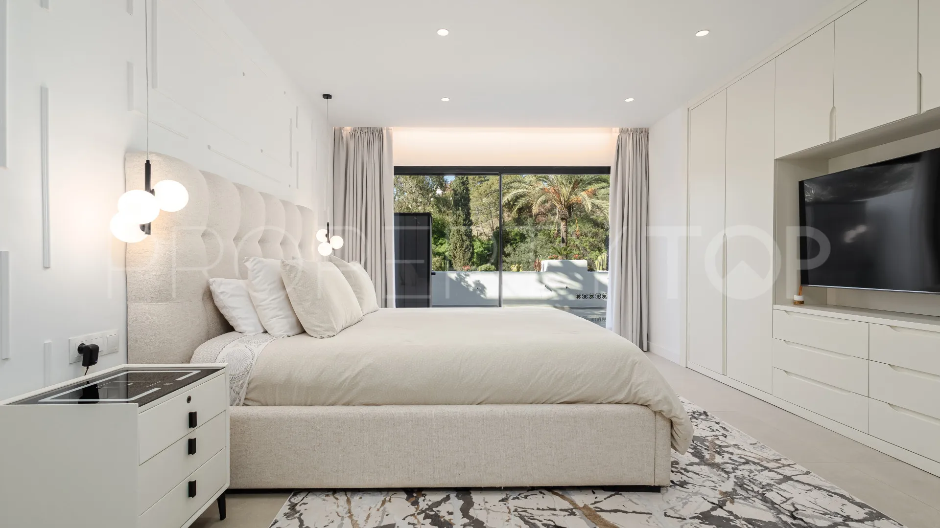 Apartment in Kings Hills for sale