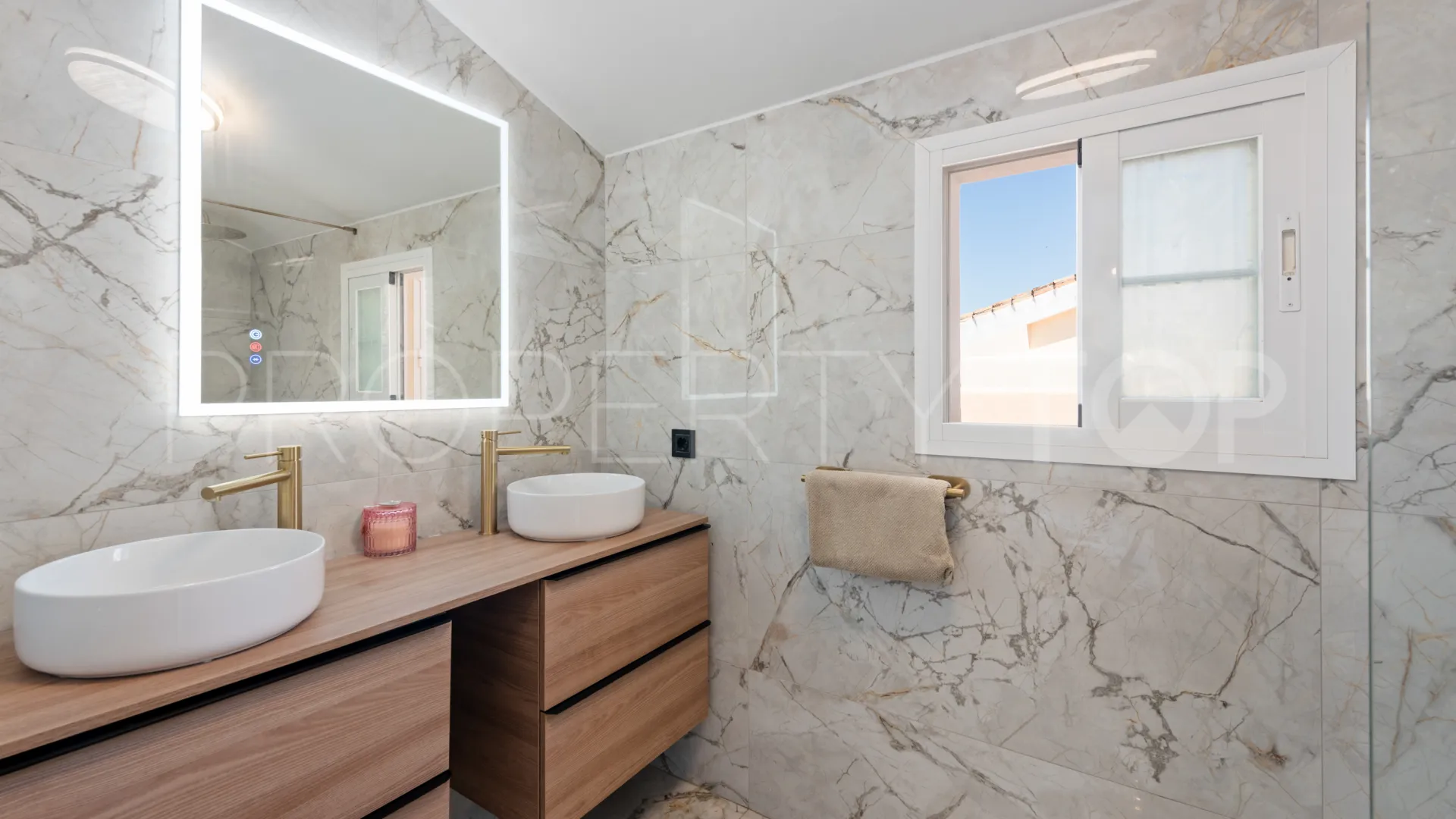 Villa with 4 bedrooms for sale in Bel Air