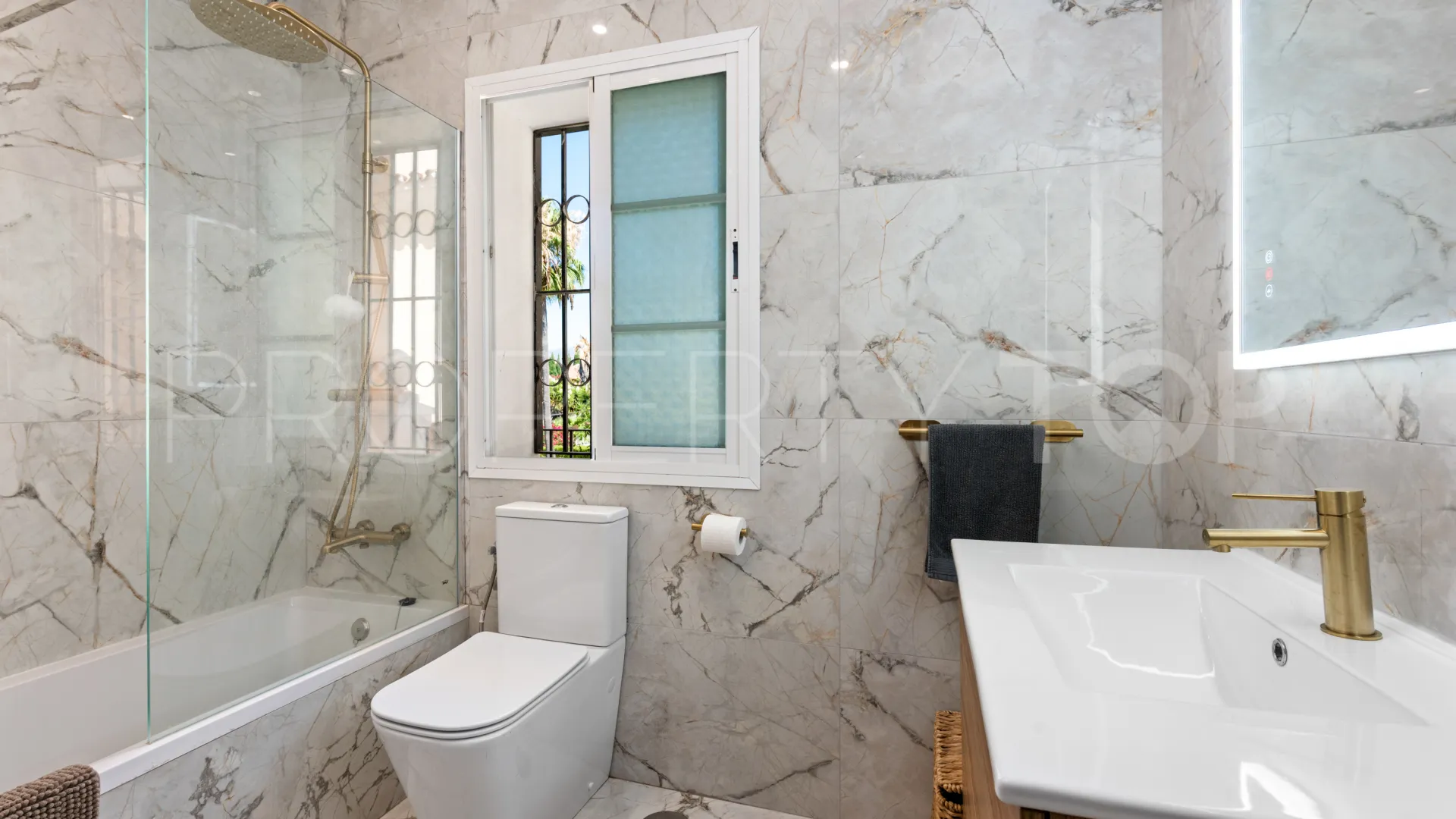 Villa with 4 bedrooms for sale in Bel Air