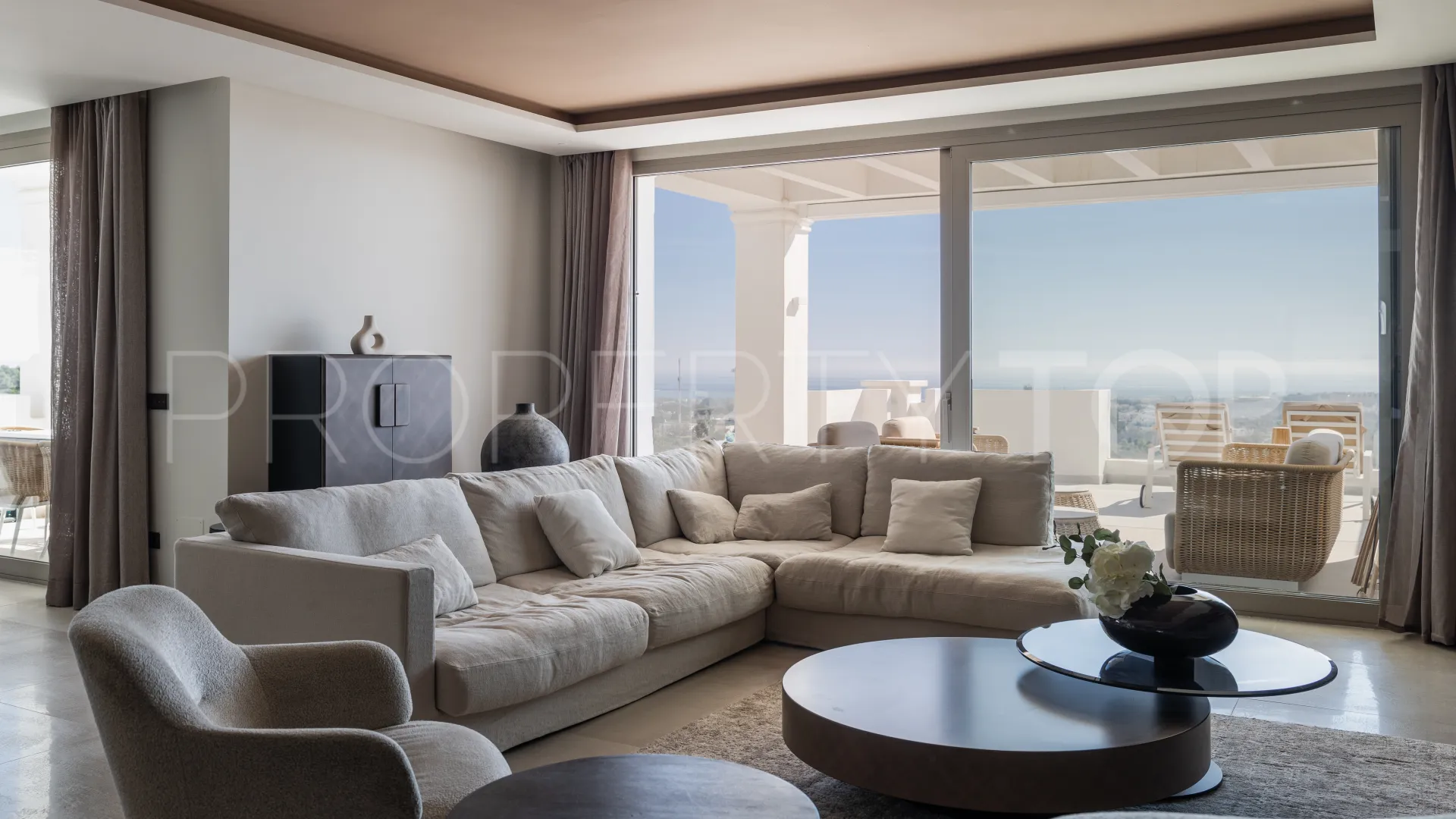 2 bedrooms apartment for sale in 9 Lions Residences