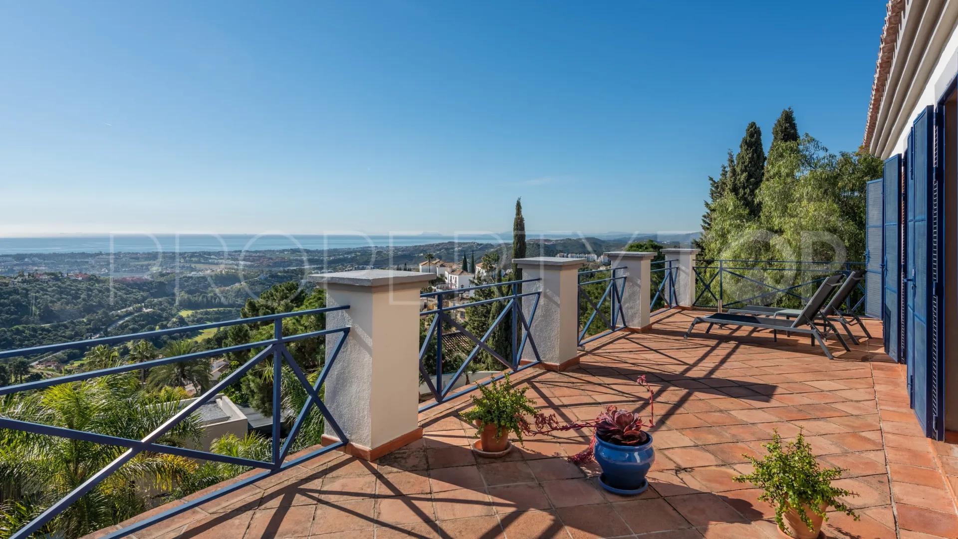 Comprar villa en El Madroñal con 7 dormitorios