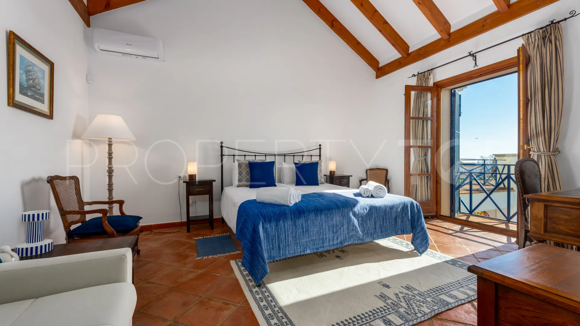 Comprar villa en El Madroñal con 7 dormitorios