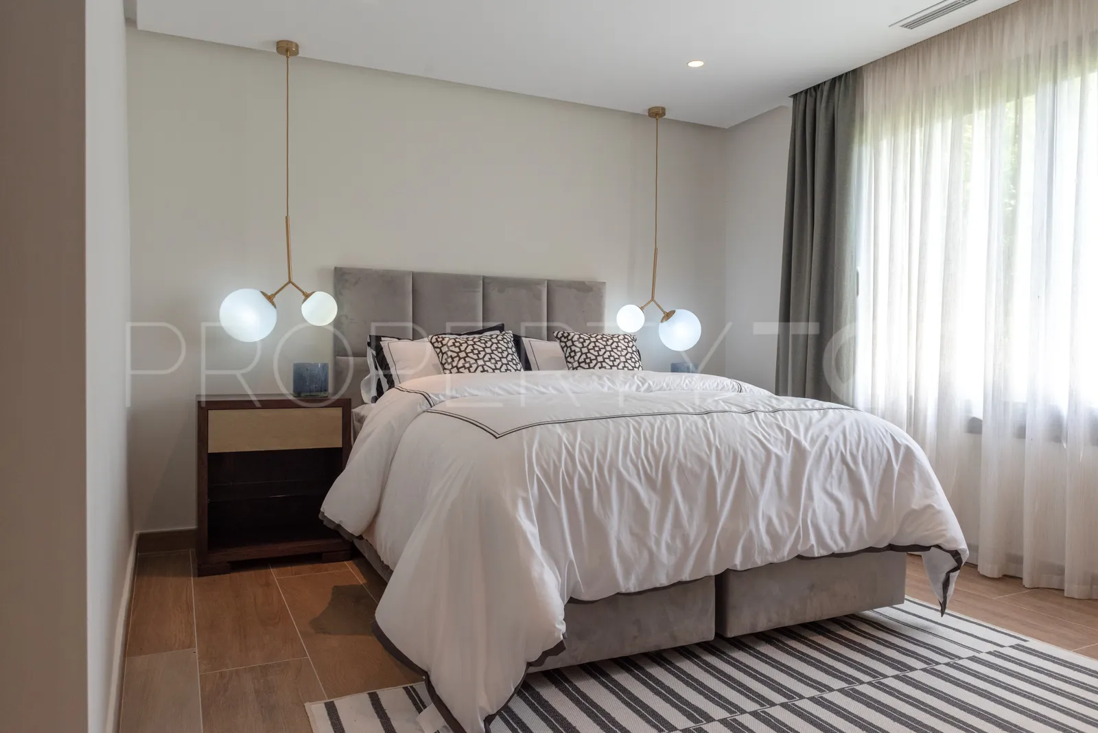 Villa for sale in Sotogrande with 7 bedrooms
