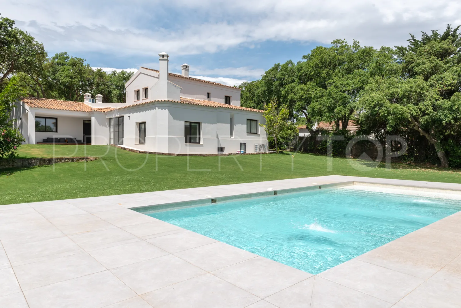 Villa for sale in Sotogrande with 7 bedrooms