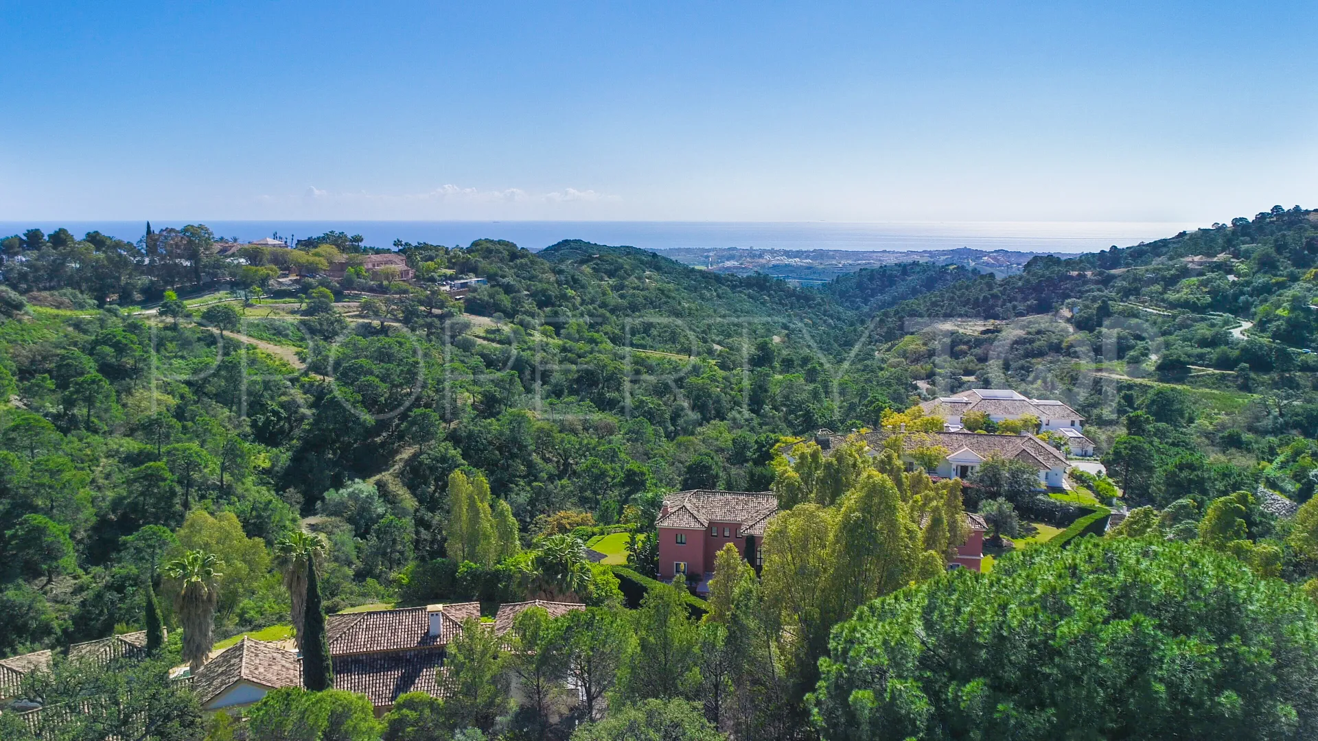 Se vende villa de 8 dormitorios en La Zagaleta