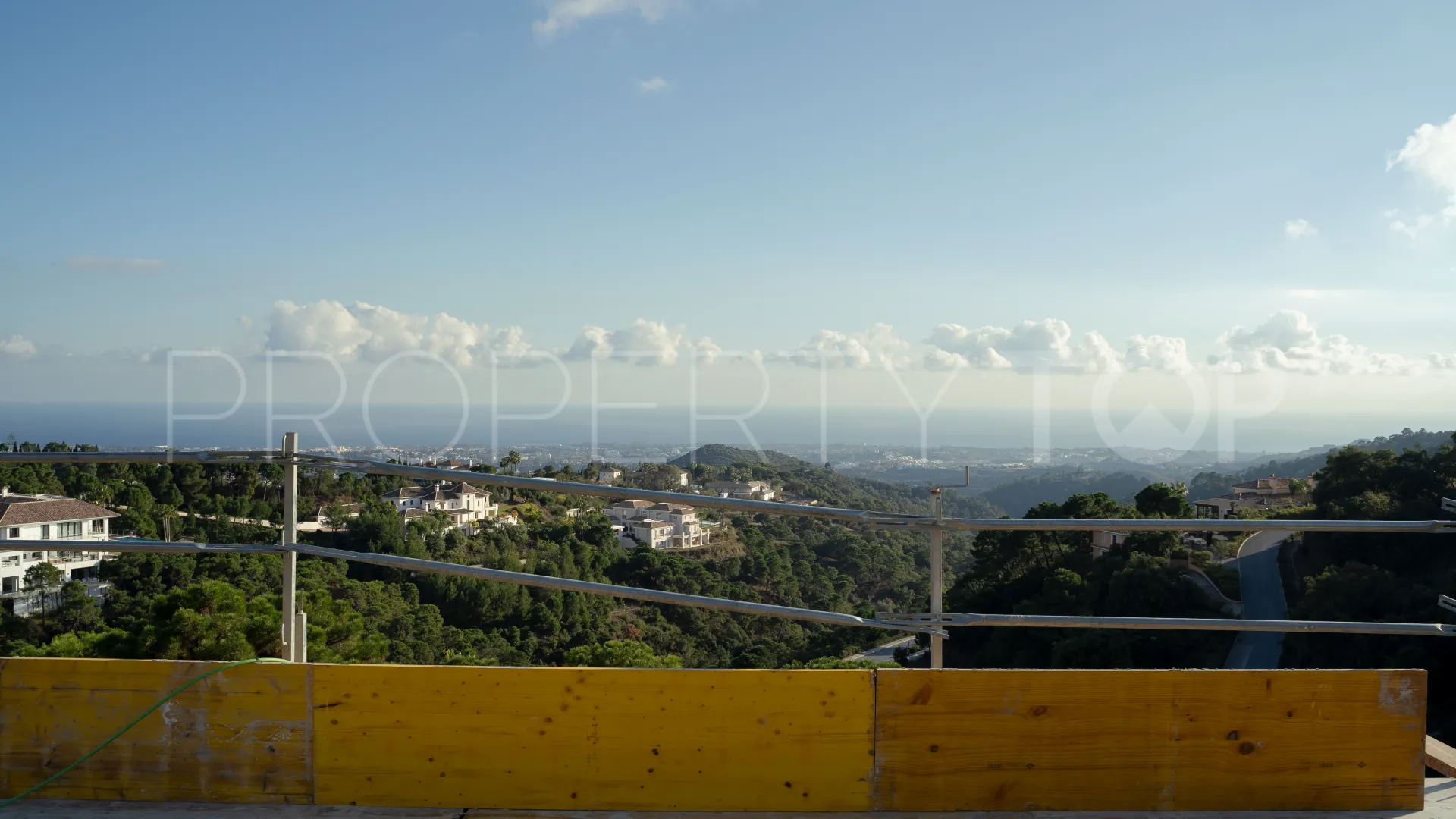 Se vende villa de 8 dormitorios en La Zagaleta