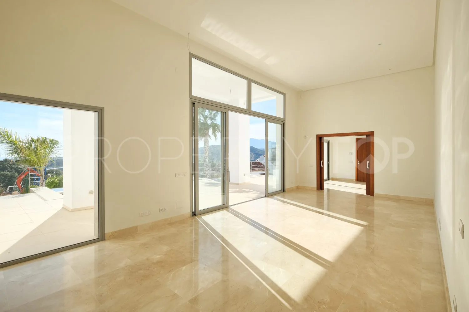 Puerto del Capitan, villa en venta