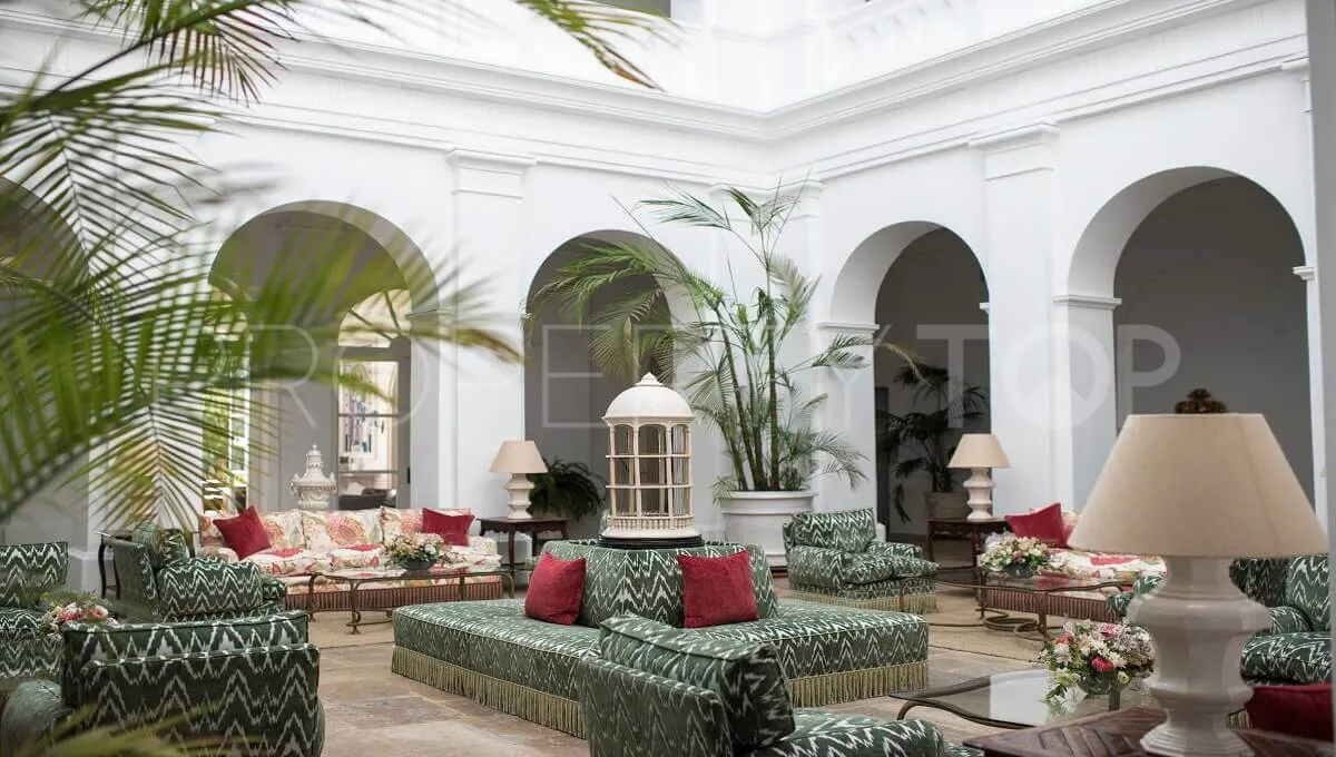 Casares Golf, villa a la venta