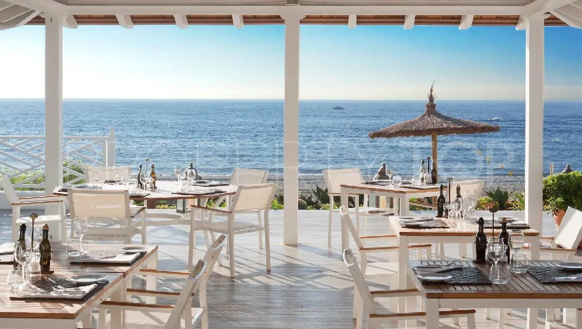 Casares Golf, villa a la venta