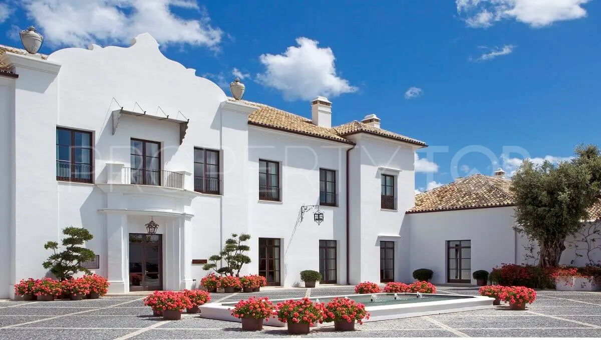 Casares Golf, villa a la venta