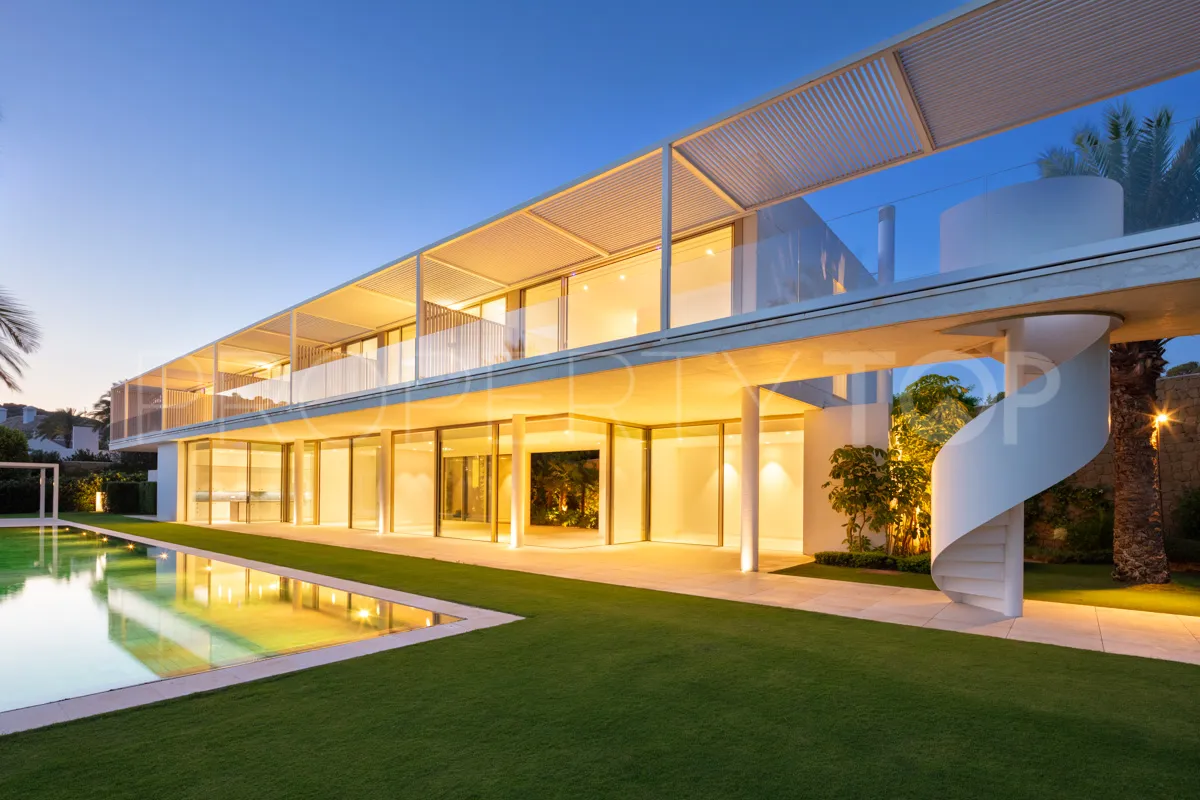 Casares Golf, villa en venta con 5 dormitorios