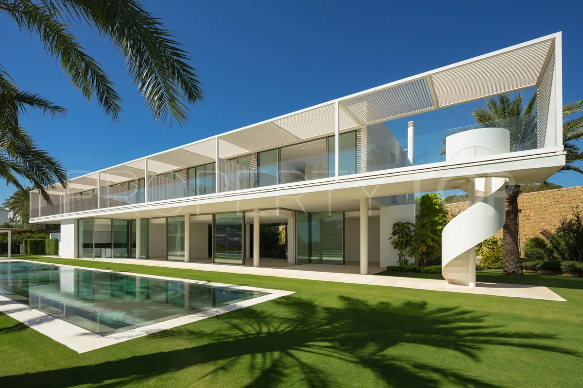 Casares Golf, villa en venta con 5 dormitorios