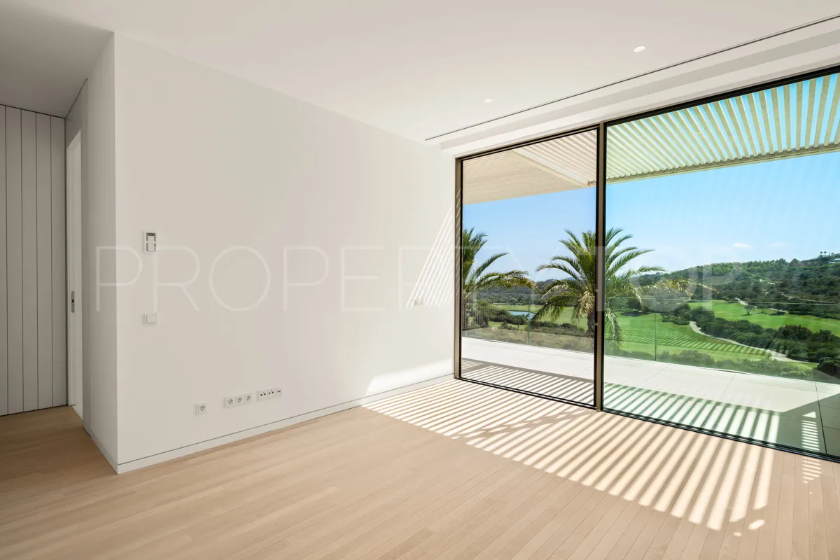 Casares Golf, villa en venta con 5 dormitorios