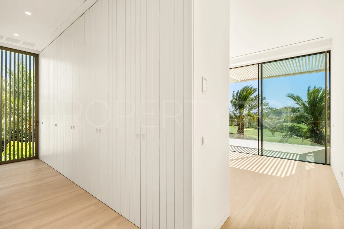 Casares Golf, villa en venta con 5 dormitorios