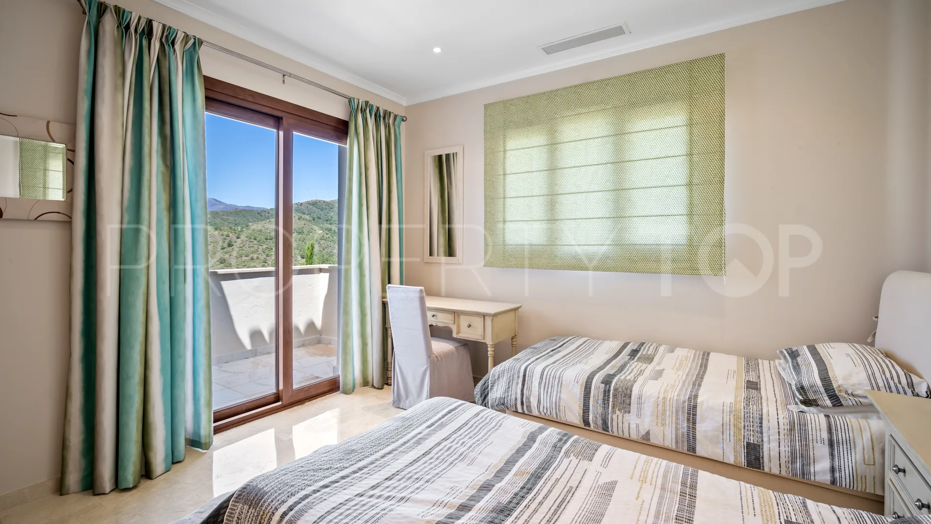 Villa en venta con 6 dormitorios en Monte Mayor