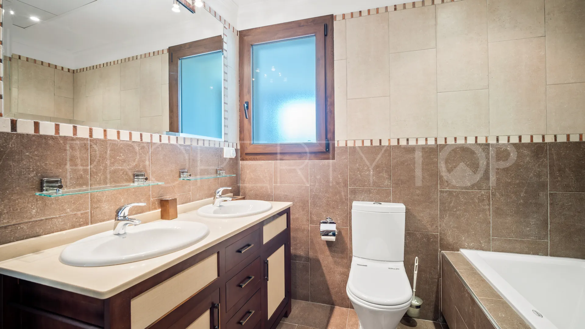 Villa en venta con 6 dormitorios en Monte Mayor