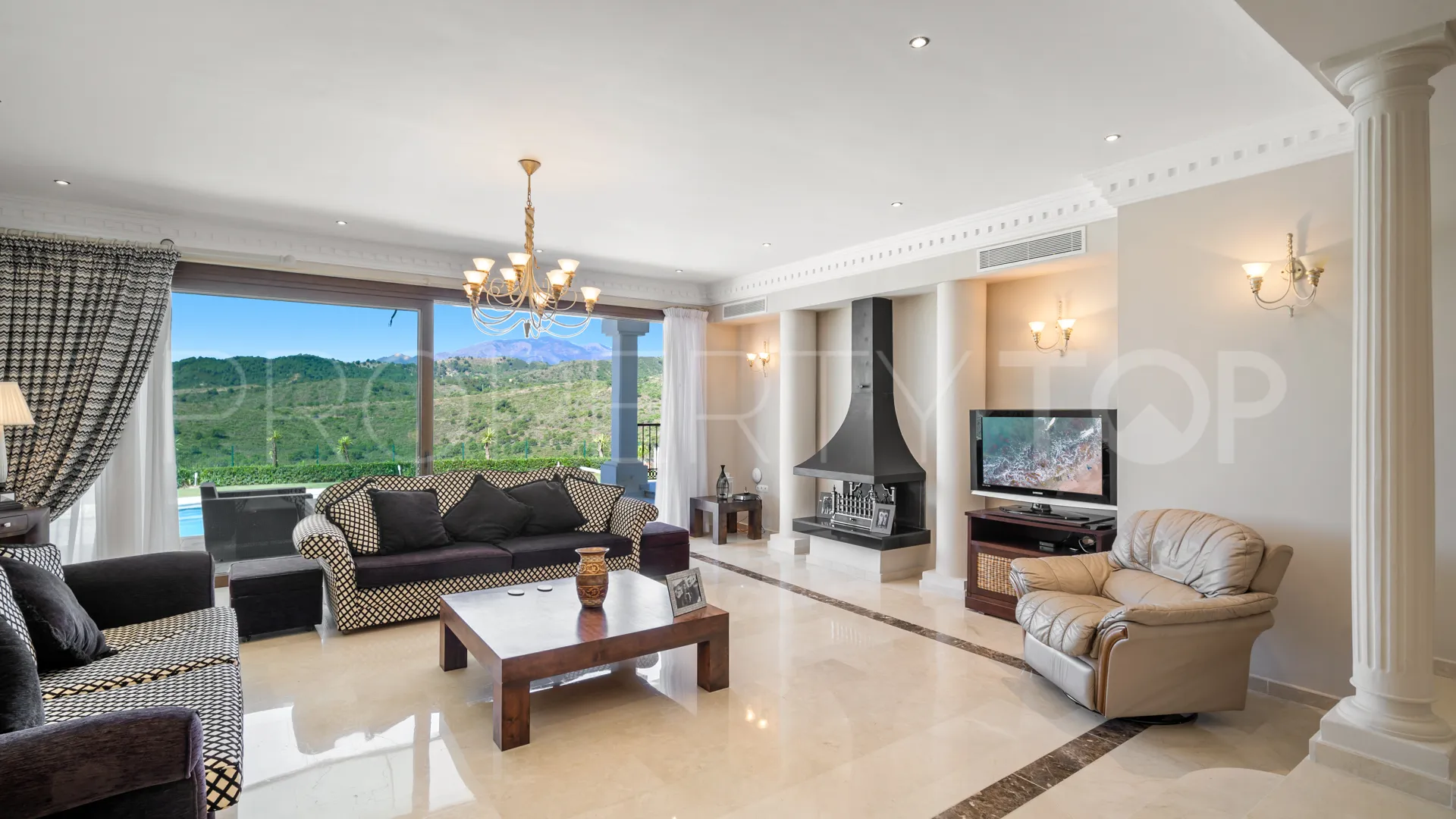 Villa en venta con 6 dormitorios en Monte Mayor